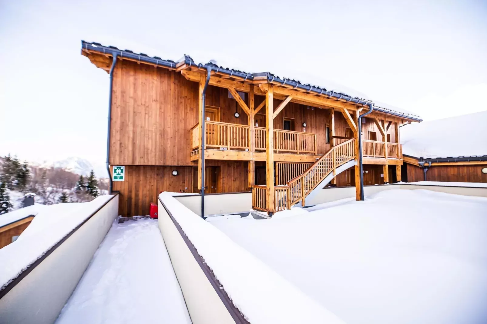 Parc Madeleine 4-Exterior winter