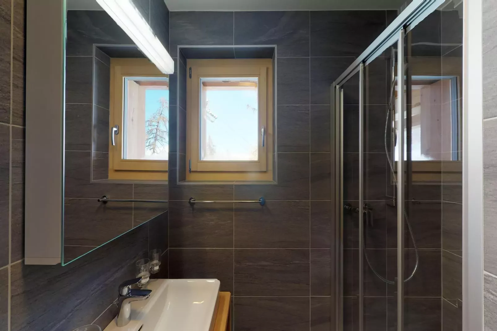 Les Mayens MB 022 - LUXURY apartment 14 pers-Salle de bain