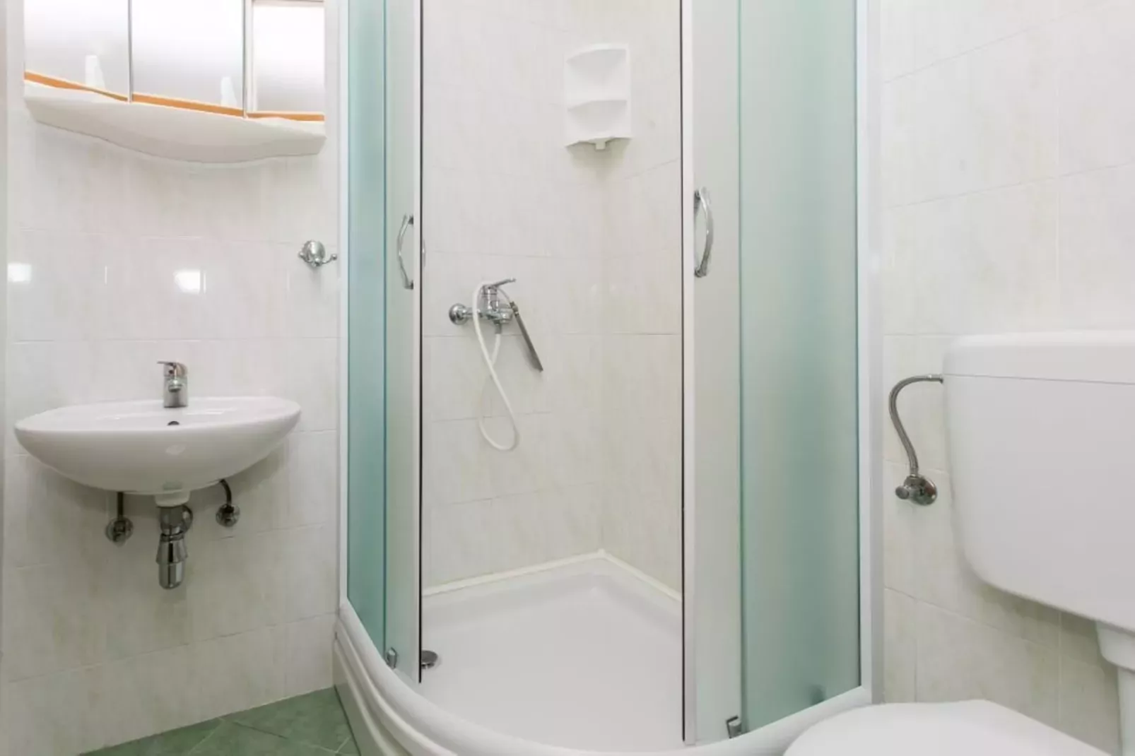 Guest House Old Town View- One Bedroom Apartment (2 Adults)-Bathroom