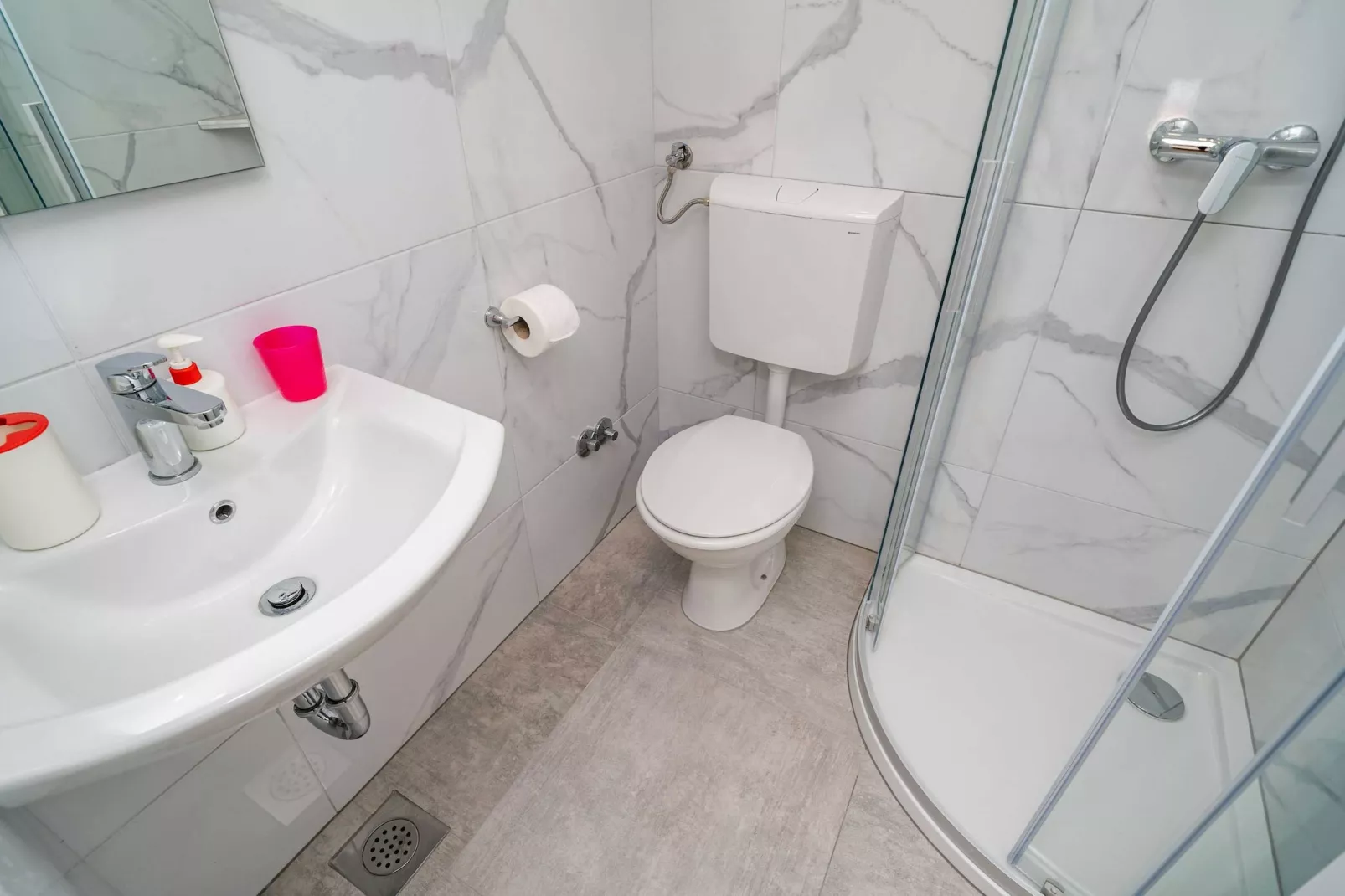 Guest House Daniela - Superior Double Room with Sea View - SOBA 6-Badezimmer