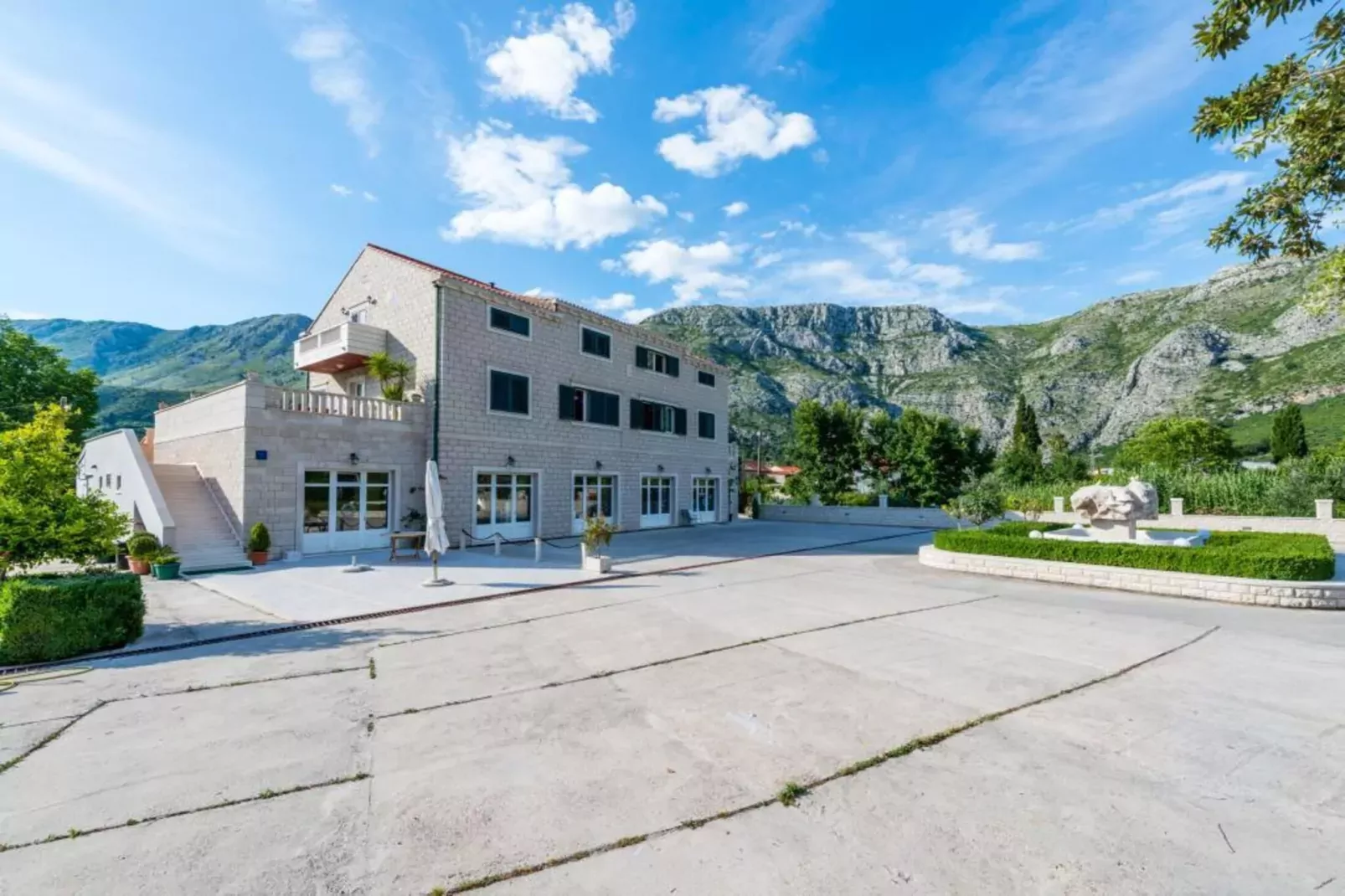 Apartments Azzurro- One Bedroom Apartment with Terrace and Hot Tub ( Azzurro II-gornji)-Extérieur été