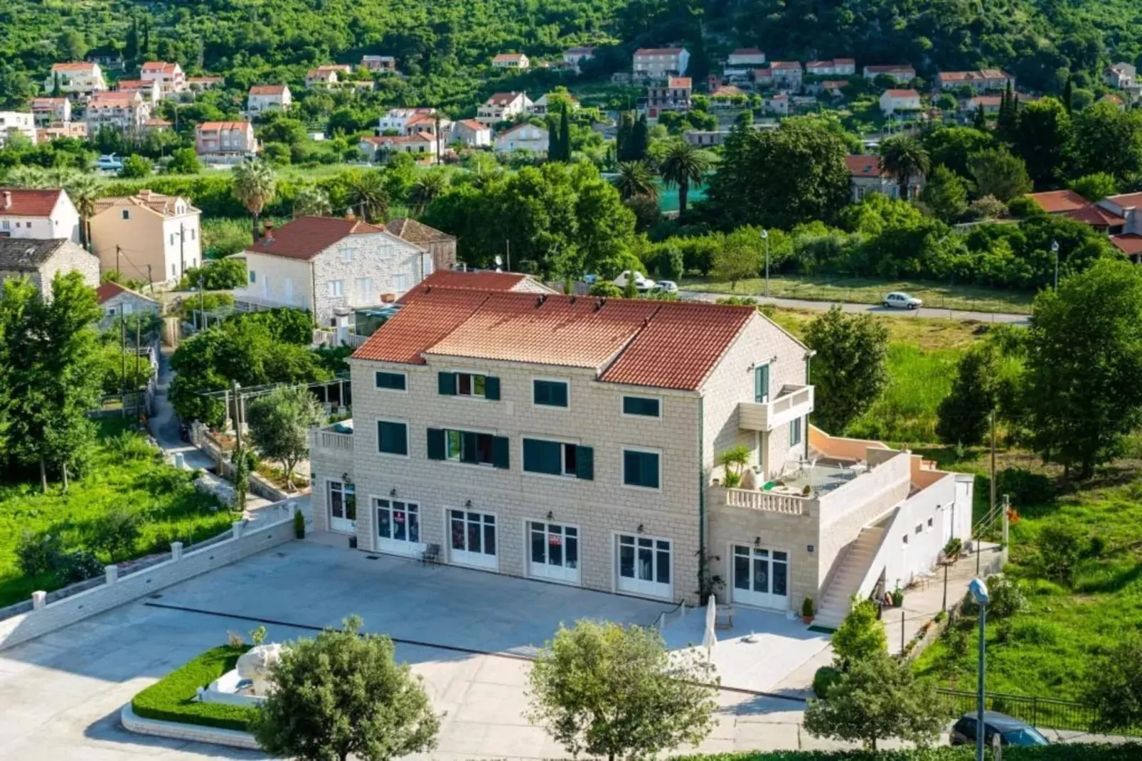 Apartments Azzurro- Three Bedroom Apartment with Terrace and Hot Tub ( Azzurro I-donji)-Extérieur été