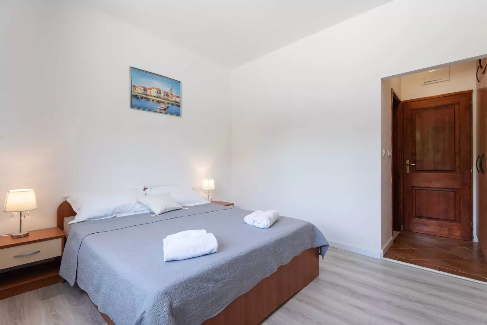 Apartments Azzurro- Three Bedroom Apartment with Terrace and Hot Tub ( Azzurro I-donji)-Chambre