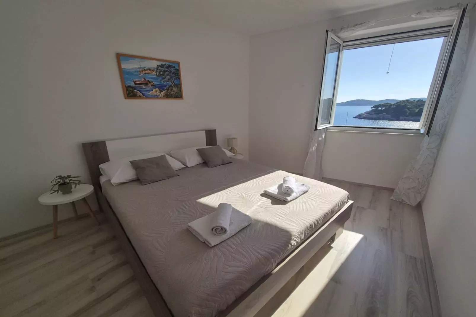 Apartments Matea - One-Bedroom Apartment with Sea View - (Štikovica)-Bedroom