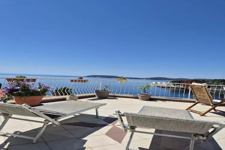 Apartments Matea - One-Bedroom Apartment with Sea View - (Štikovica)-Terrace