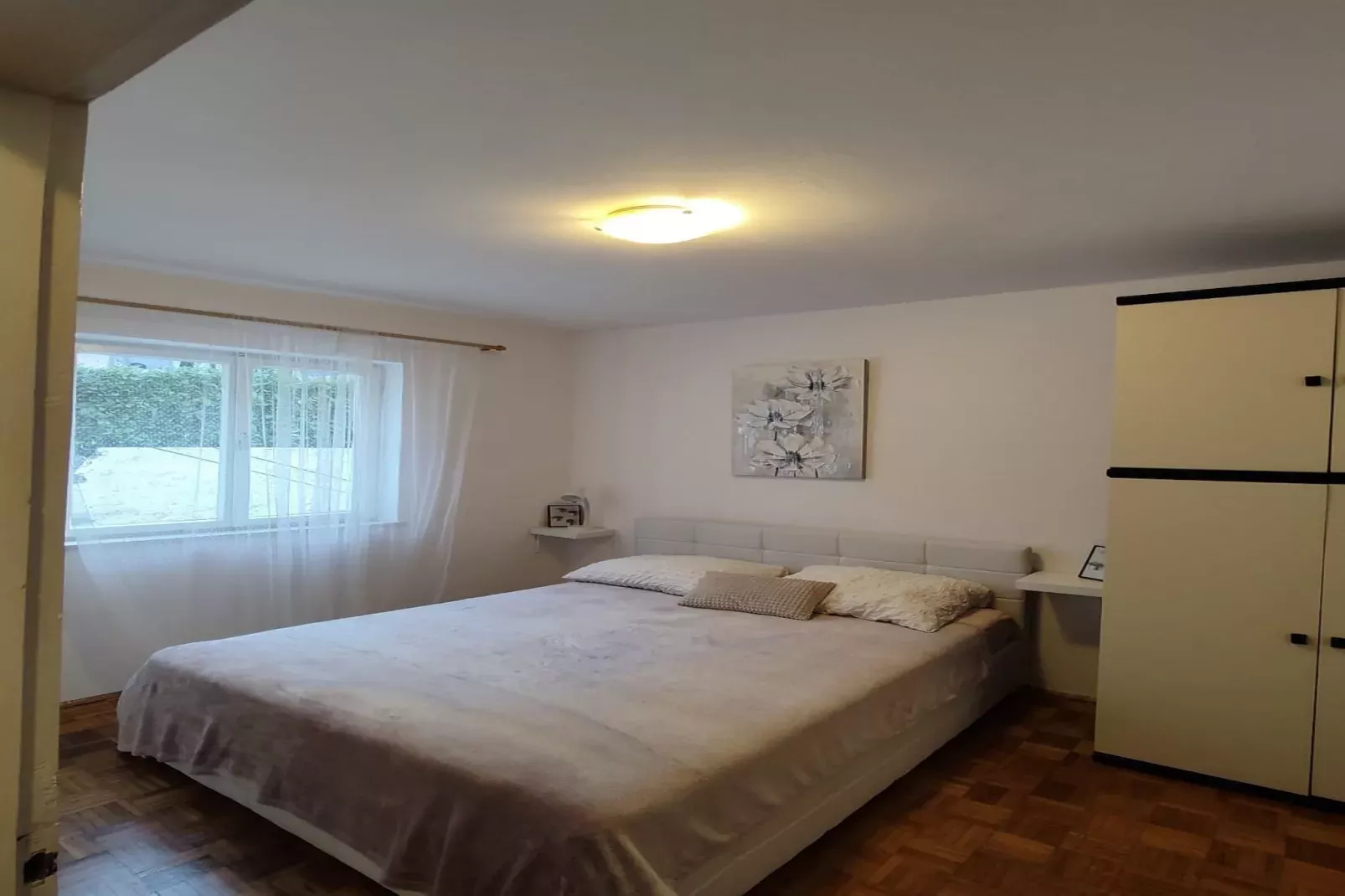 Apartment Angelina - Three Bedroom Apartment with Balcony and Sea View-Schlafzimmer