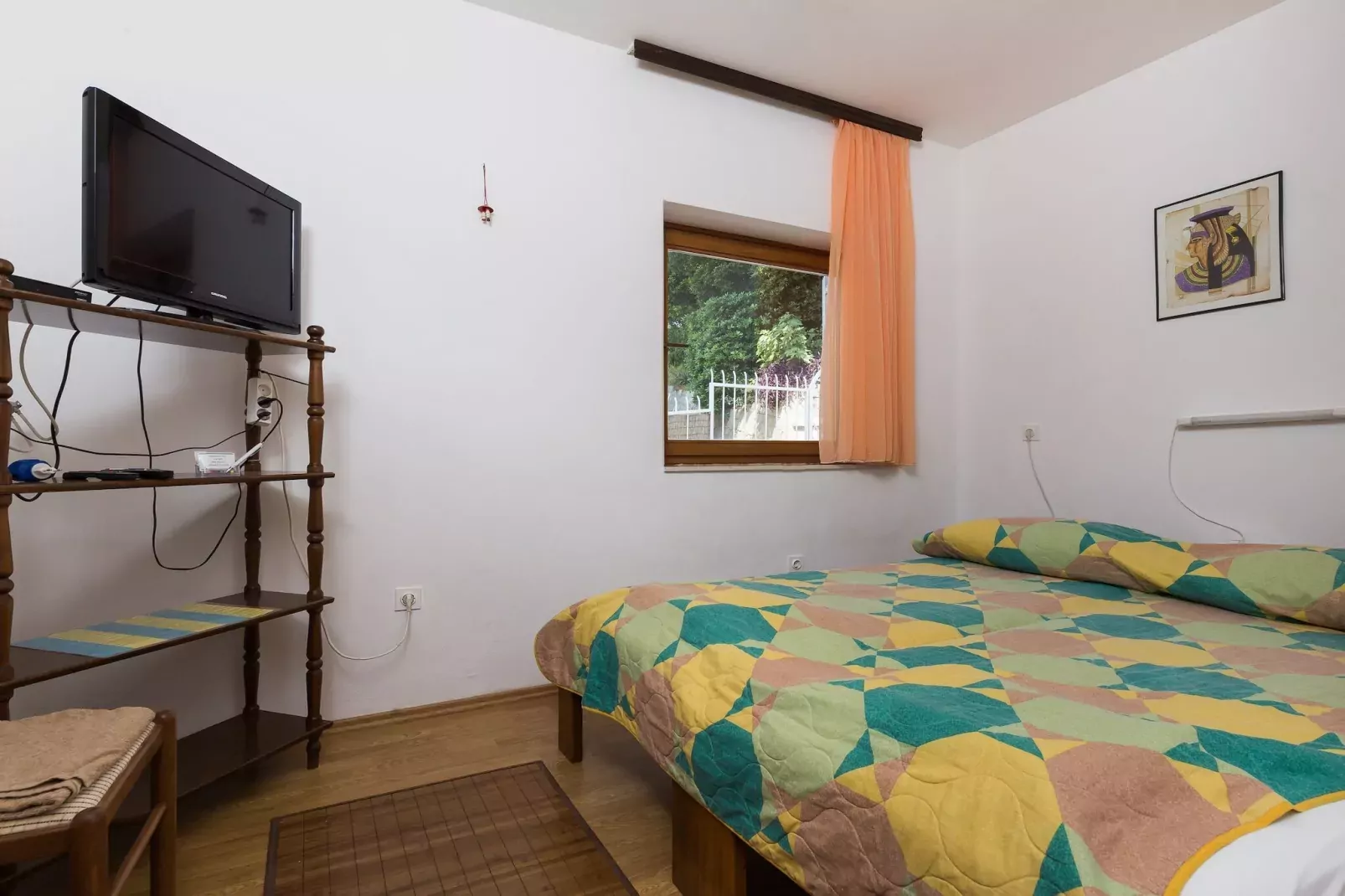 Apartments Kisic - Two-Bedroom Apartment with Terrace(prizemlje)-Chambre