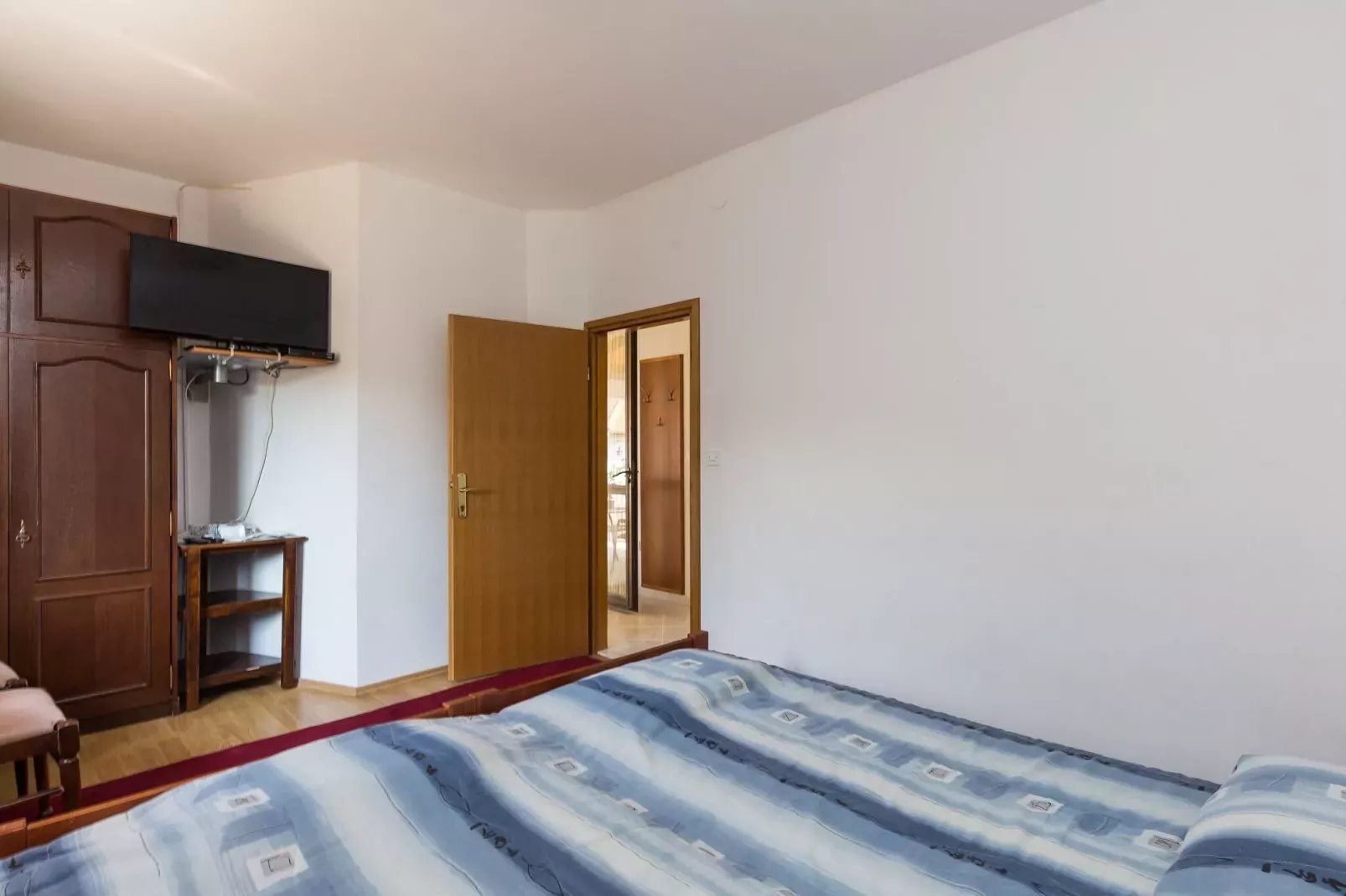 Apartments Kisic - Two-Bedroom Apartment with Terrace(prizemlje)-Chambre