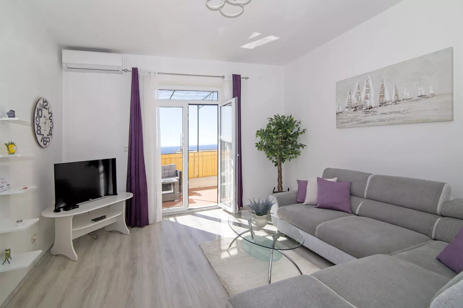 Apartments Isabora - Two-Bedroom Apartment with Terrace and Partial Sea View (Nea)-Living room