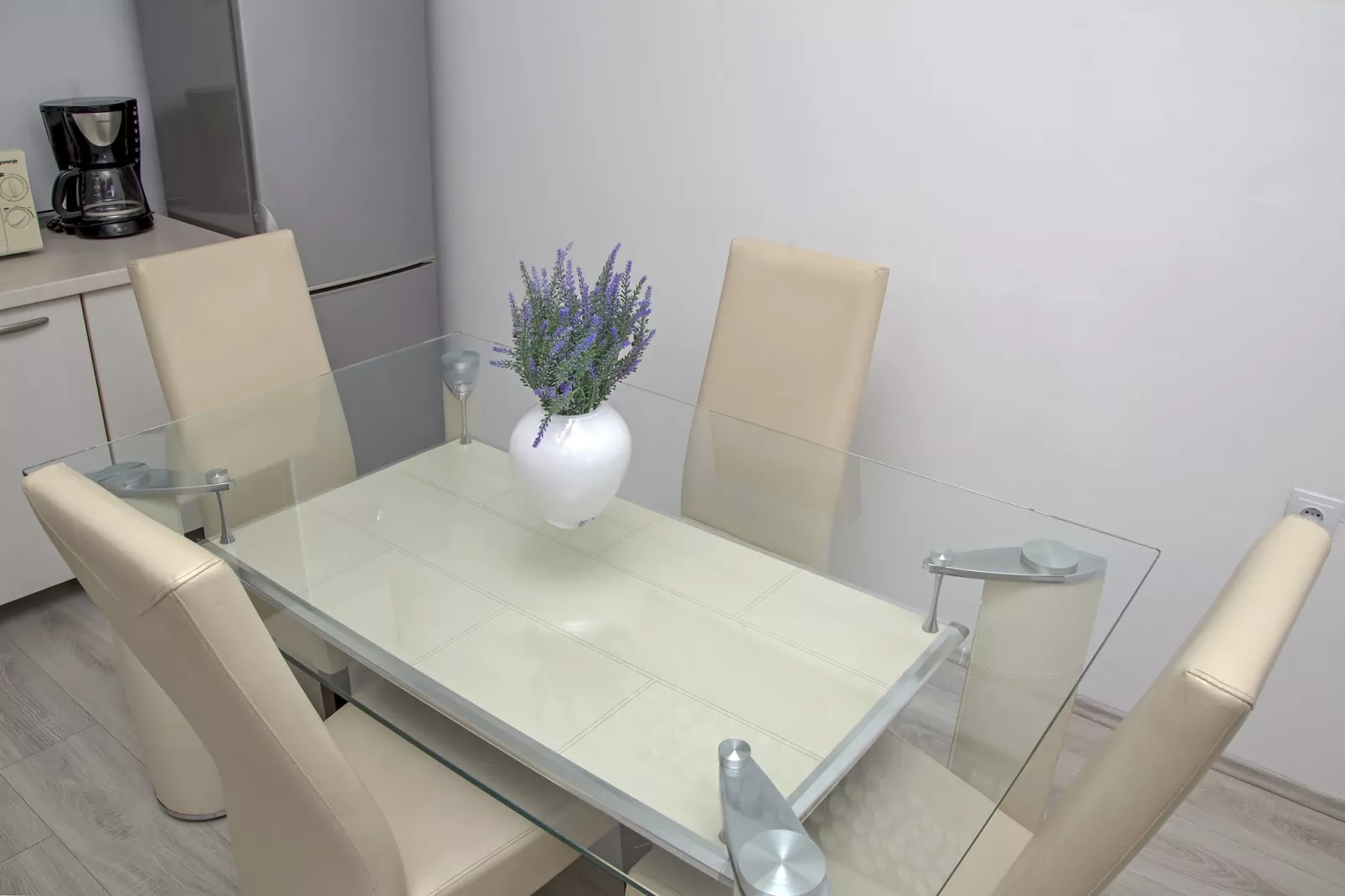 Apartments Isabora - Two-Bedroom Apartment with Terrace and Partial Sea View (Nea)-Dining room