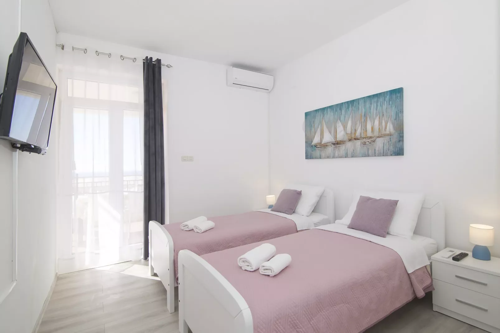 Apartments Isabora - Two-Bedroom Apartment with Terrace and Partial Sea View (Nea)-Bedroom