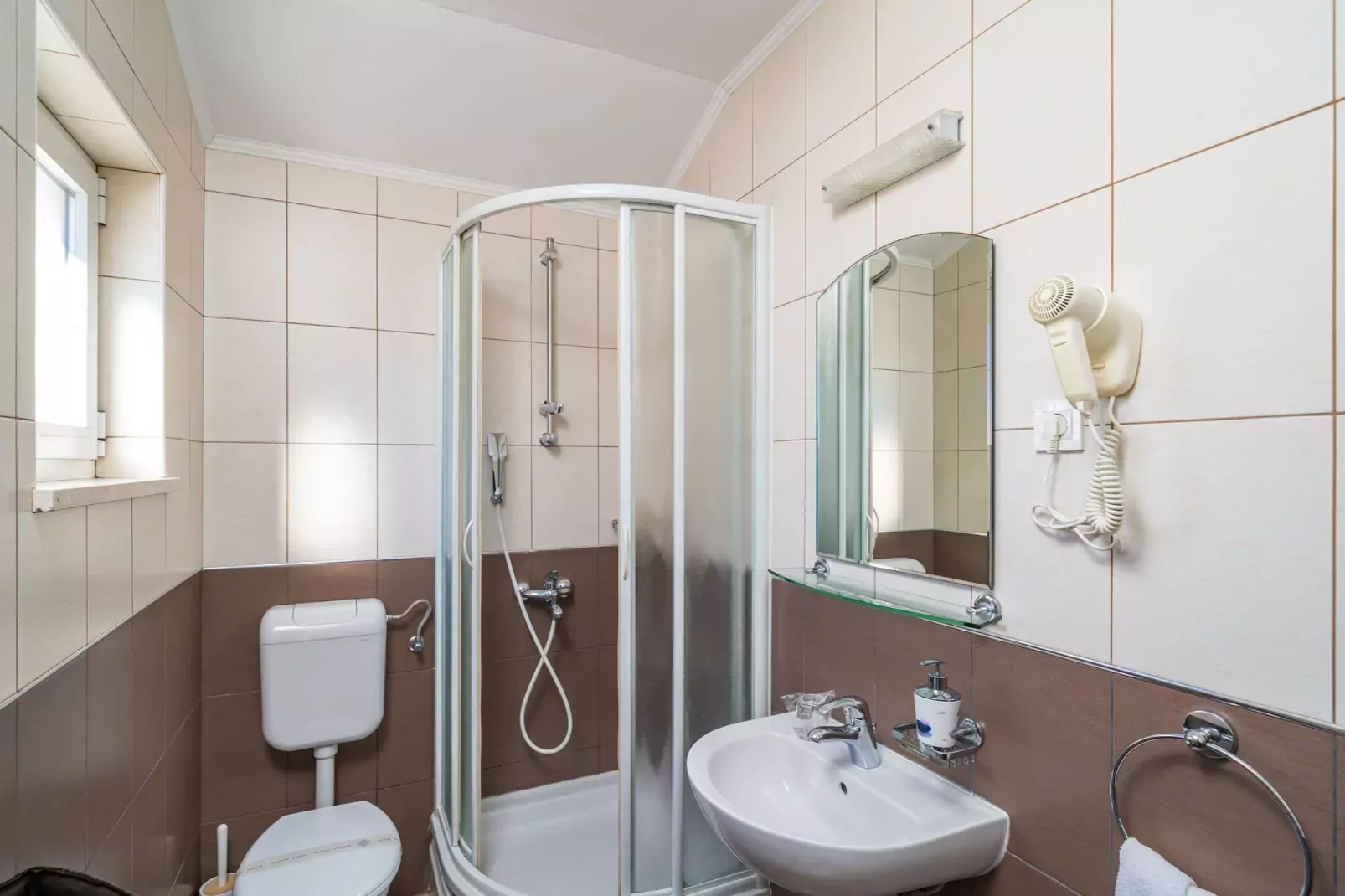 Apartments Senjo - One Bedroom Apartment with Balcony with Sea View (Apartman 1)-Salle de bain