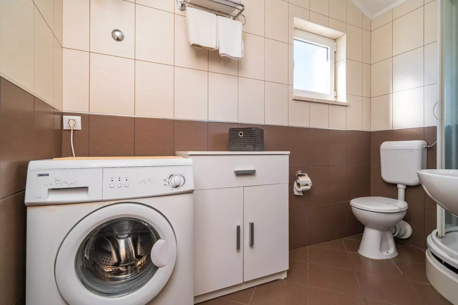 Apartments Senjo - One Bedroom Apartment with Balcony with Sea View (Apartman 1)-Salle de bain