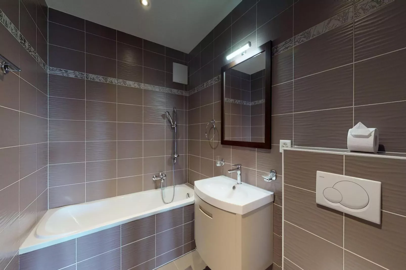 Hauts de Veysonnaz HV1 002 - SAUNA apartment 6 per-Bathroom