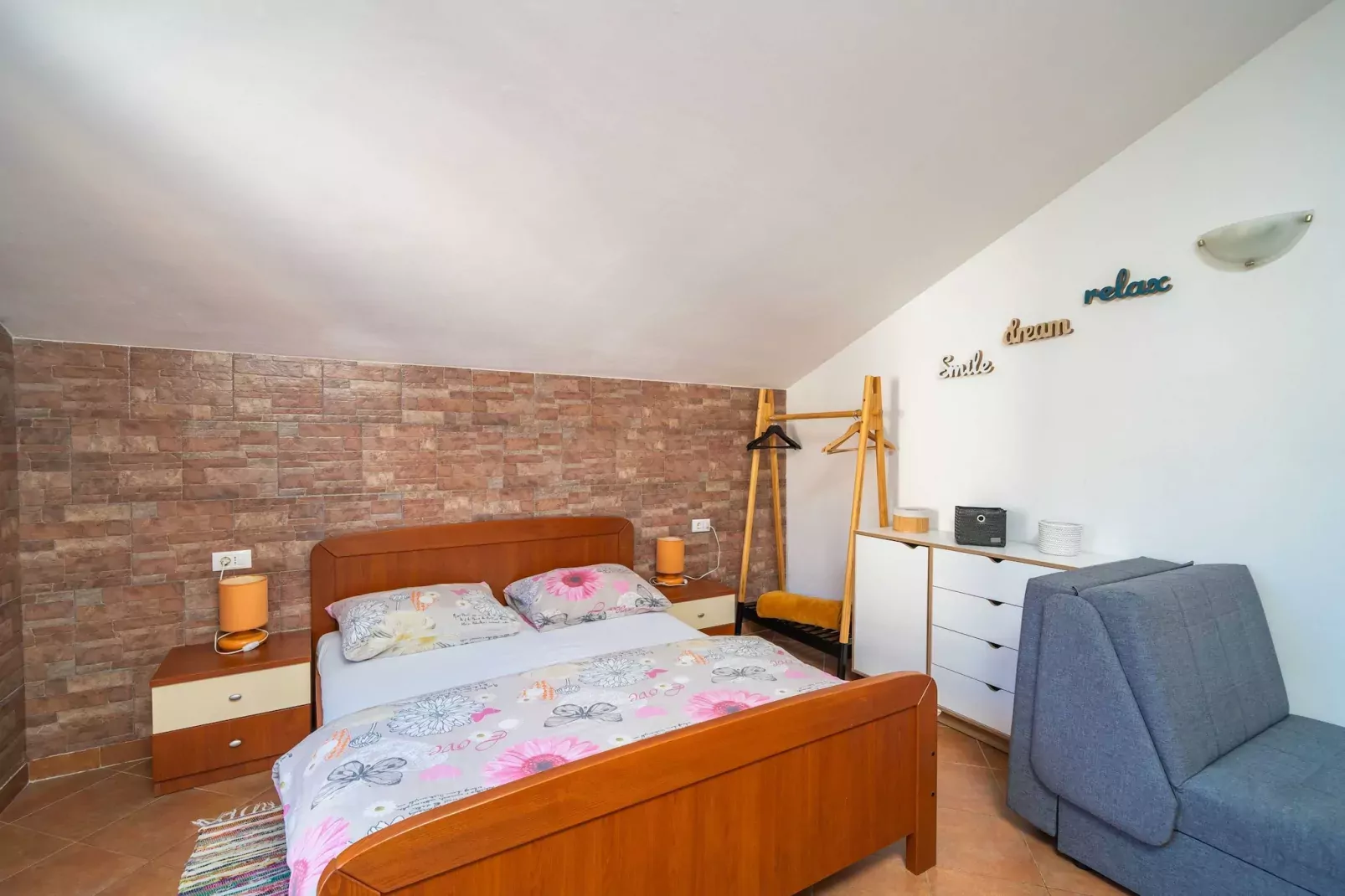 Apartments Senjo - Studio Apartment with Balcony and Garden View (Apartman 5)-Chambre