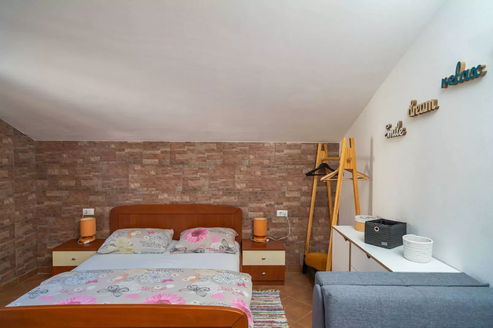 Apartments Senjo - Studio Apartment with Balcony and Garden View (Apartman 5)-Chambre