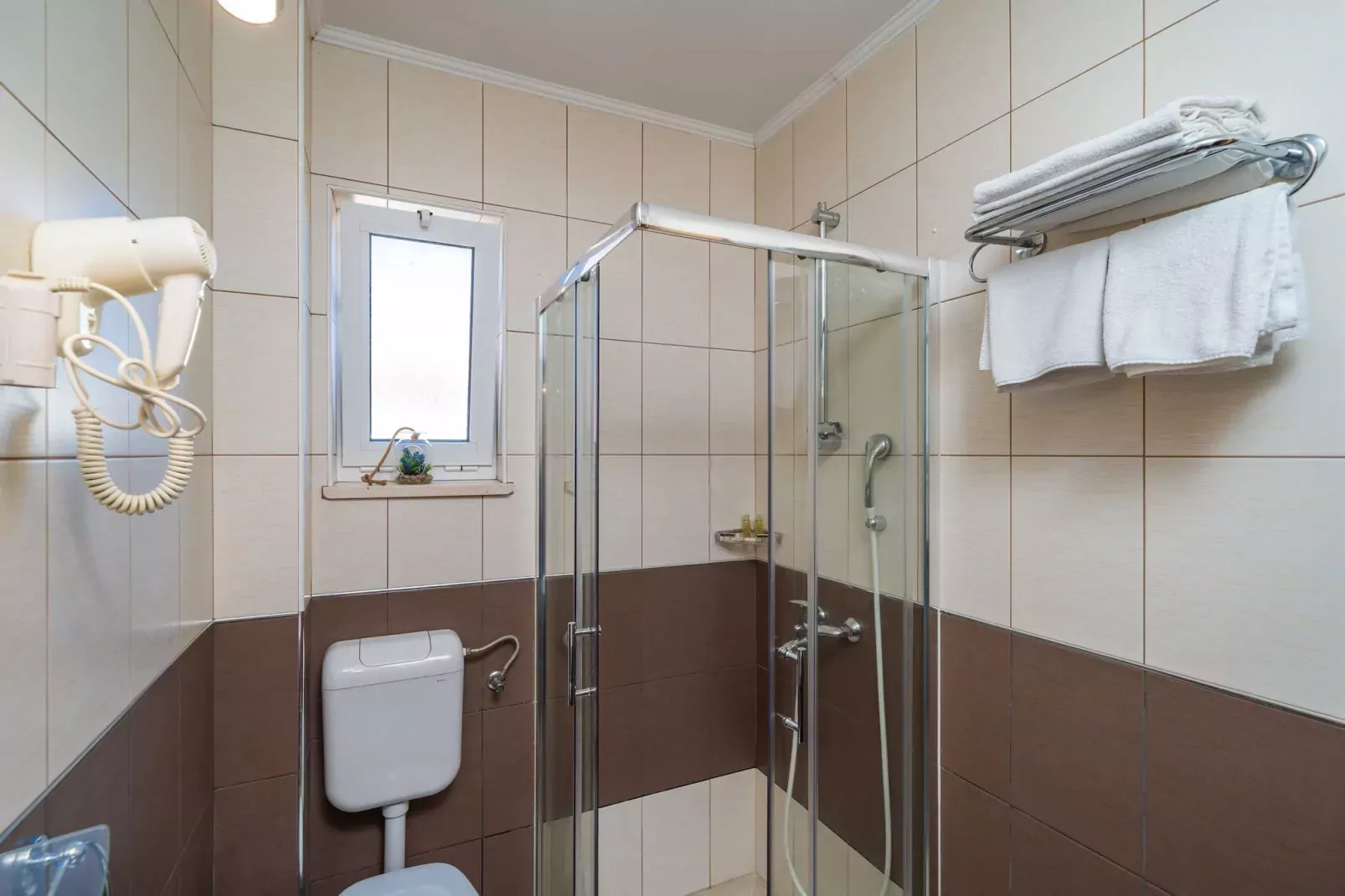 Apartments Senjo - Studio Apartment with Balcony and Garden View (Apartman 5)-Salle de bain