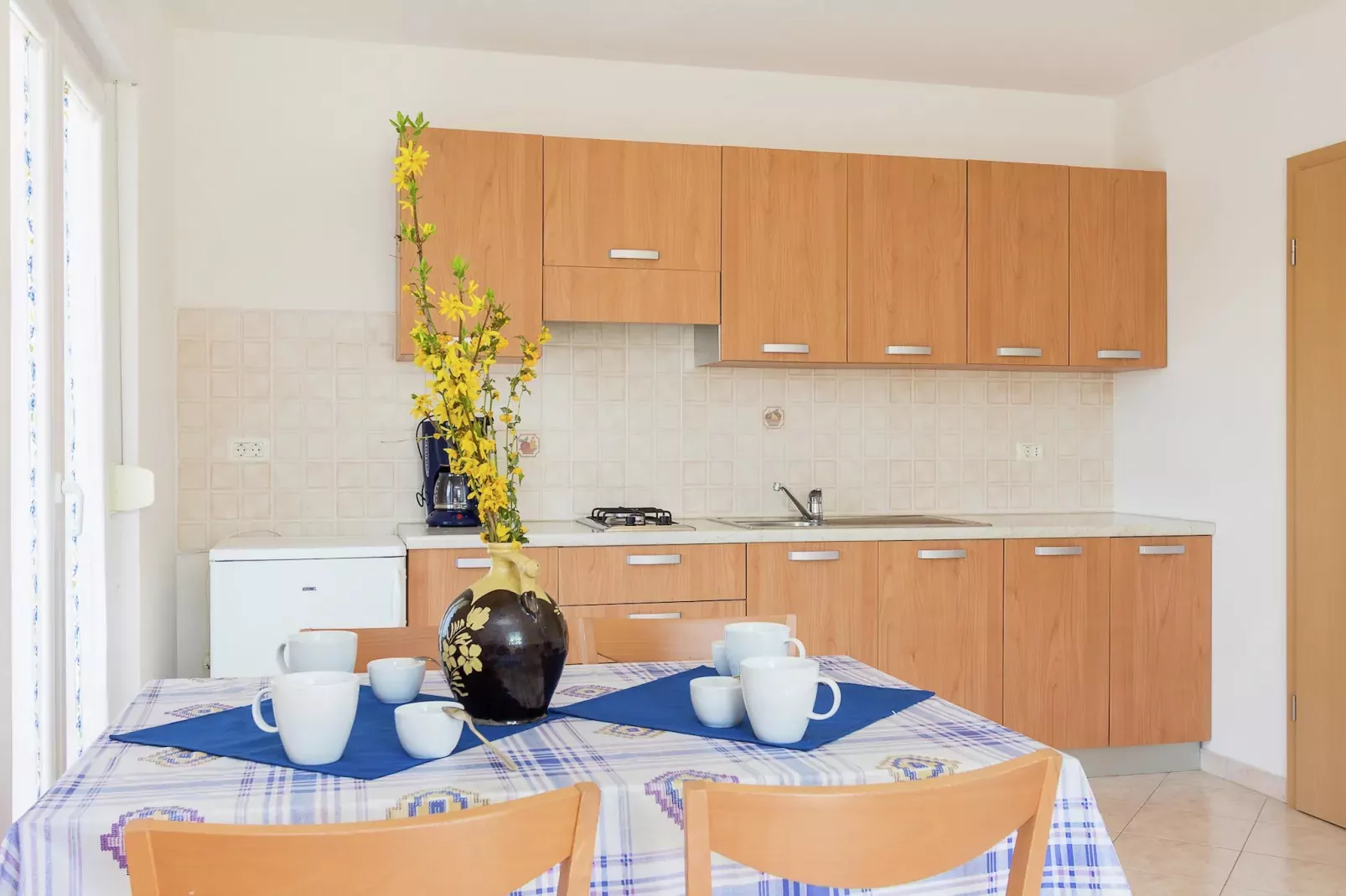 Casa Verde 3-Dining room