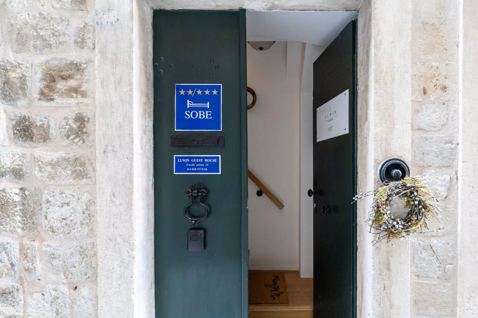 Guest House Lumin - Deluxe Double or Twin Room with City View (Second Floor) (BR2)-Einrichtungen