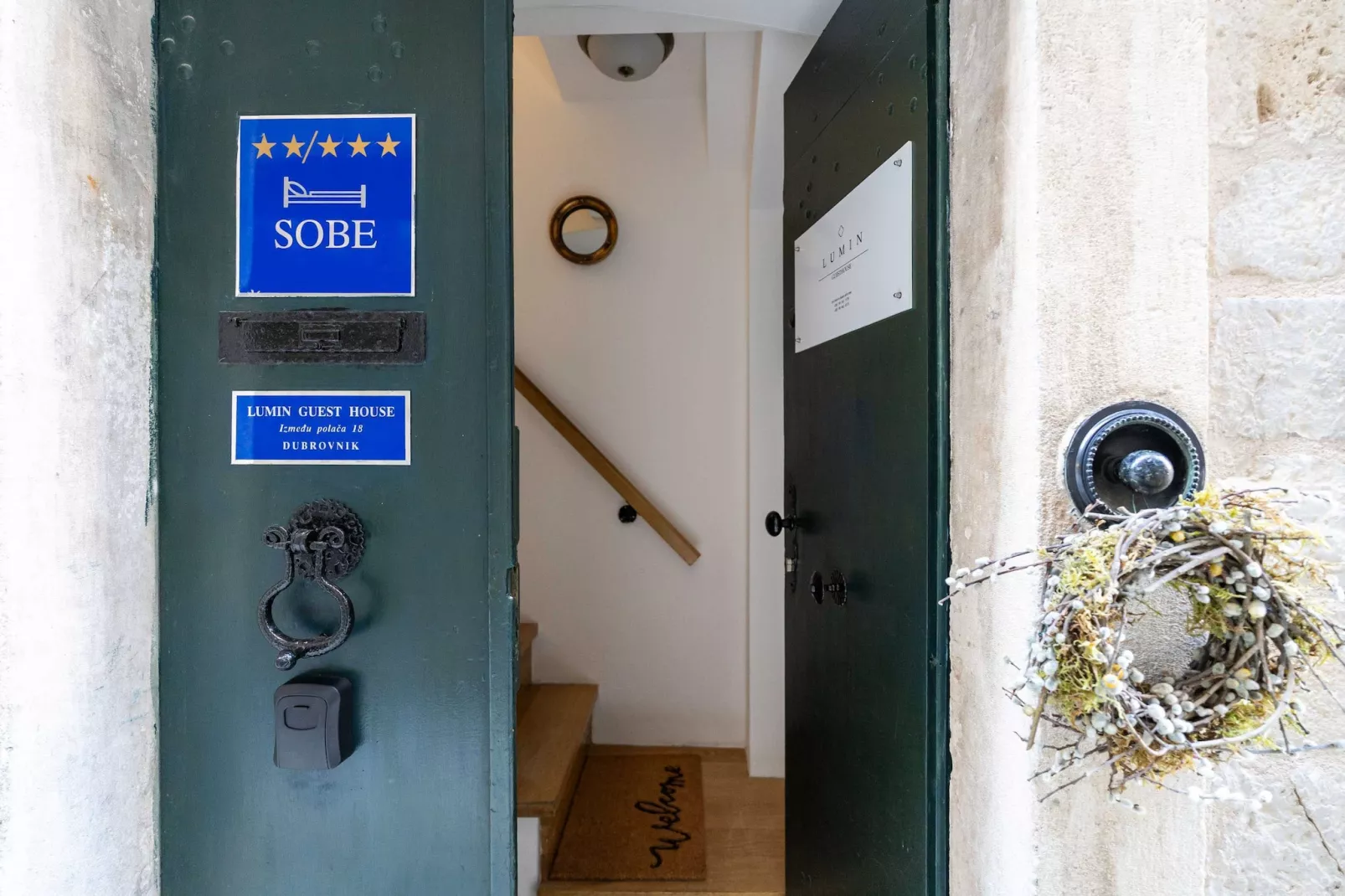 Guest House Lumin - Deluxe Double or Twin Room with City View (Second Floor) (BR2)-Einrichtungen