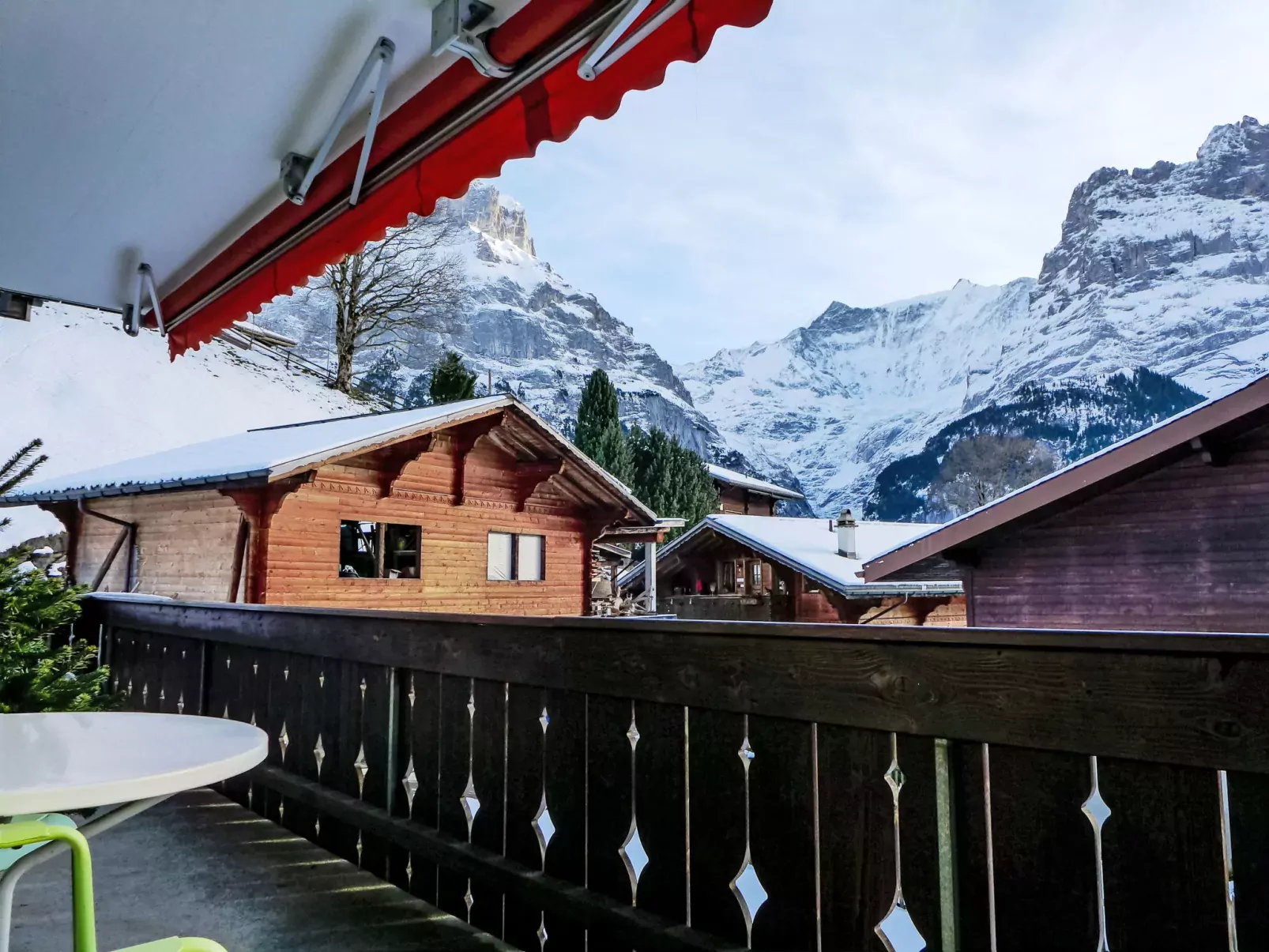 Chalet Bienli Mitte-Dehors