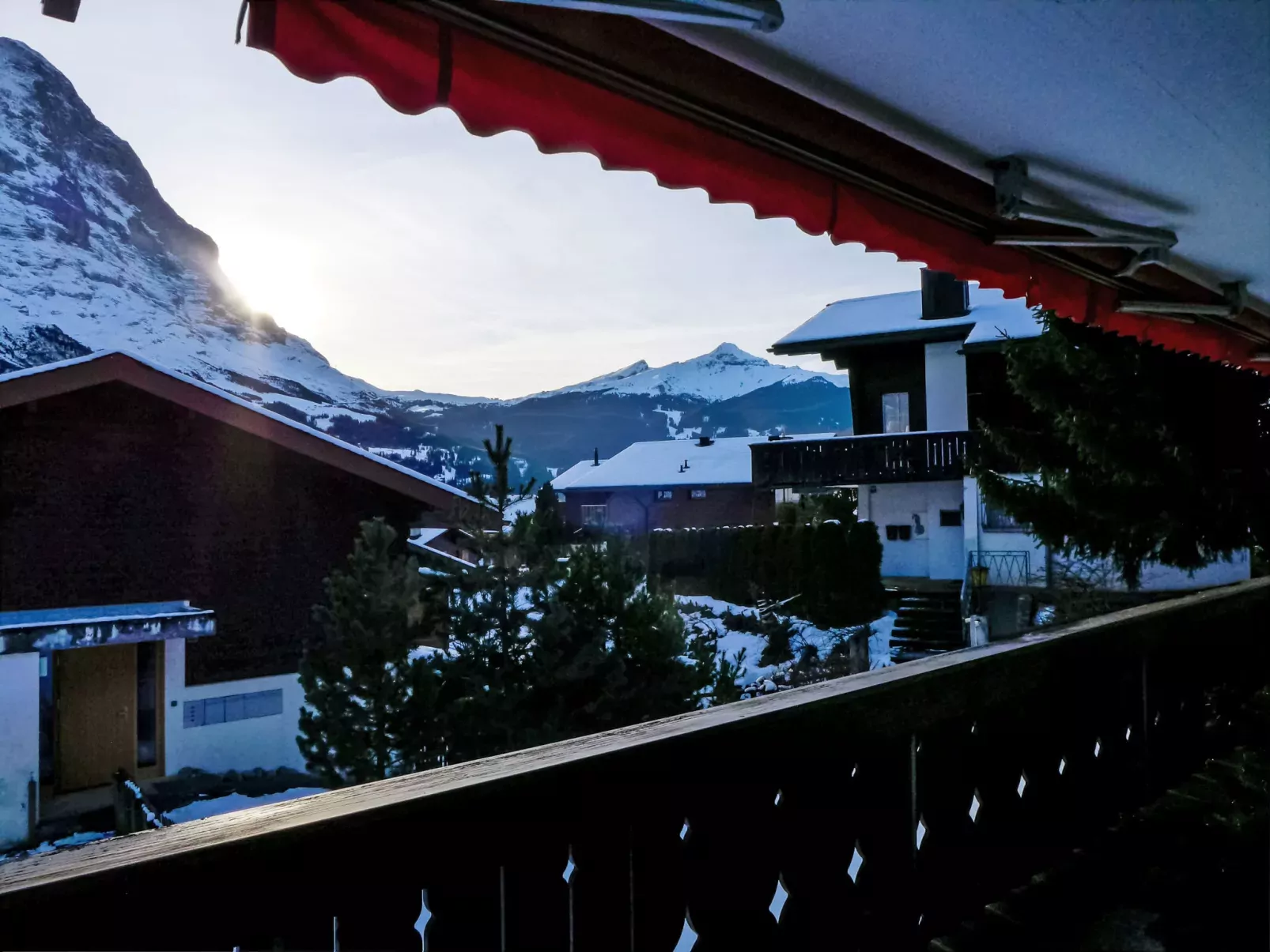Chalet Bienli Mitte-Dehors