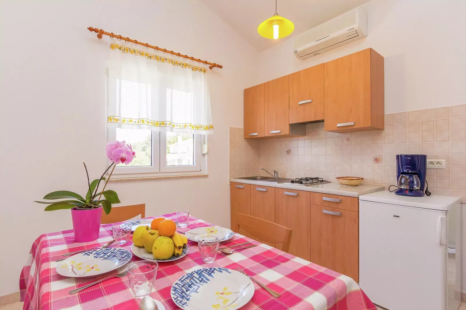 Casa Verde 6-Kitchen