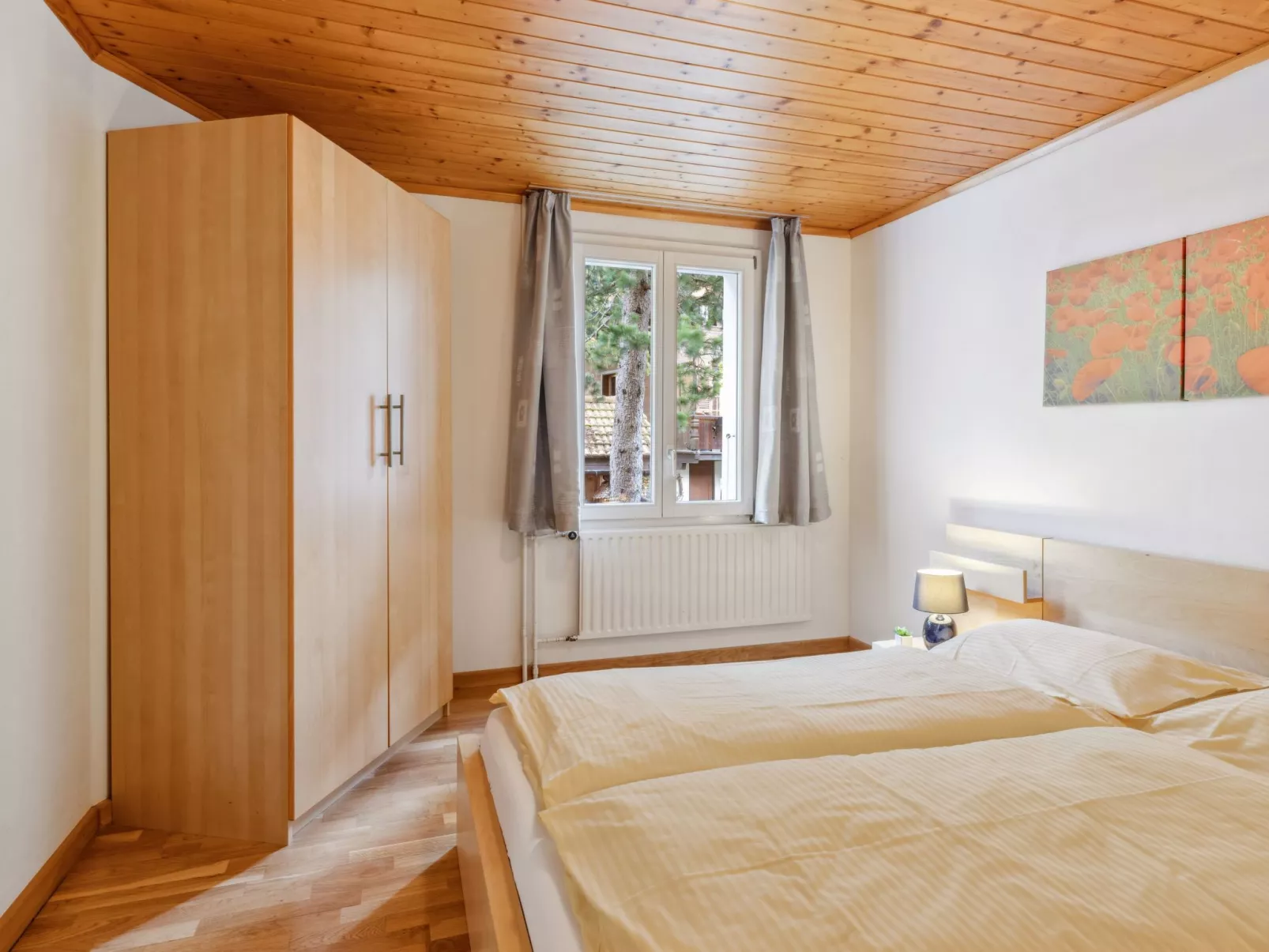 Bristol Apt.18-Inside