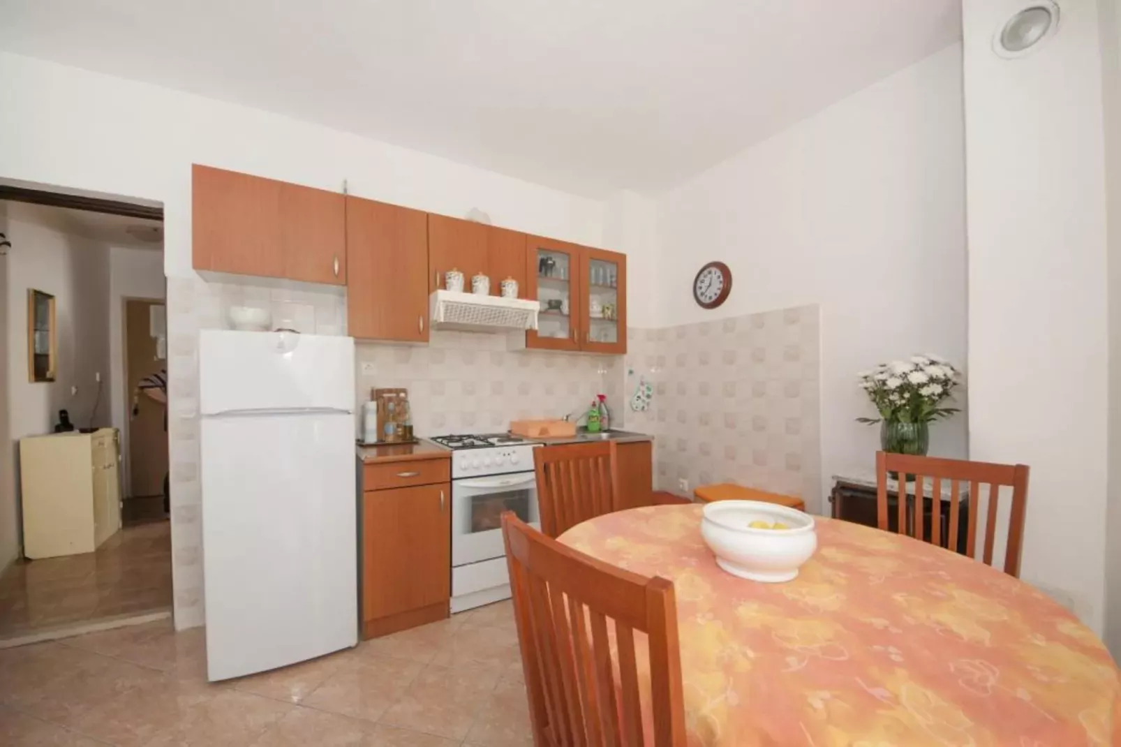 Apartments Mira - One Bedroom Apartment with Balcony(A2)-Dining room
