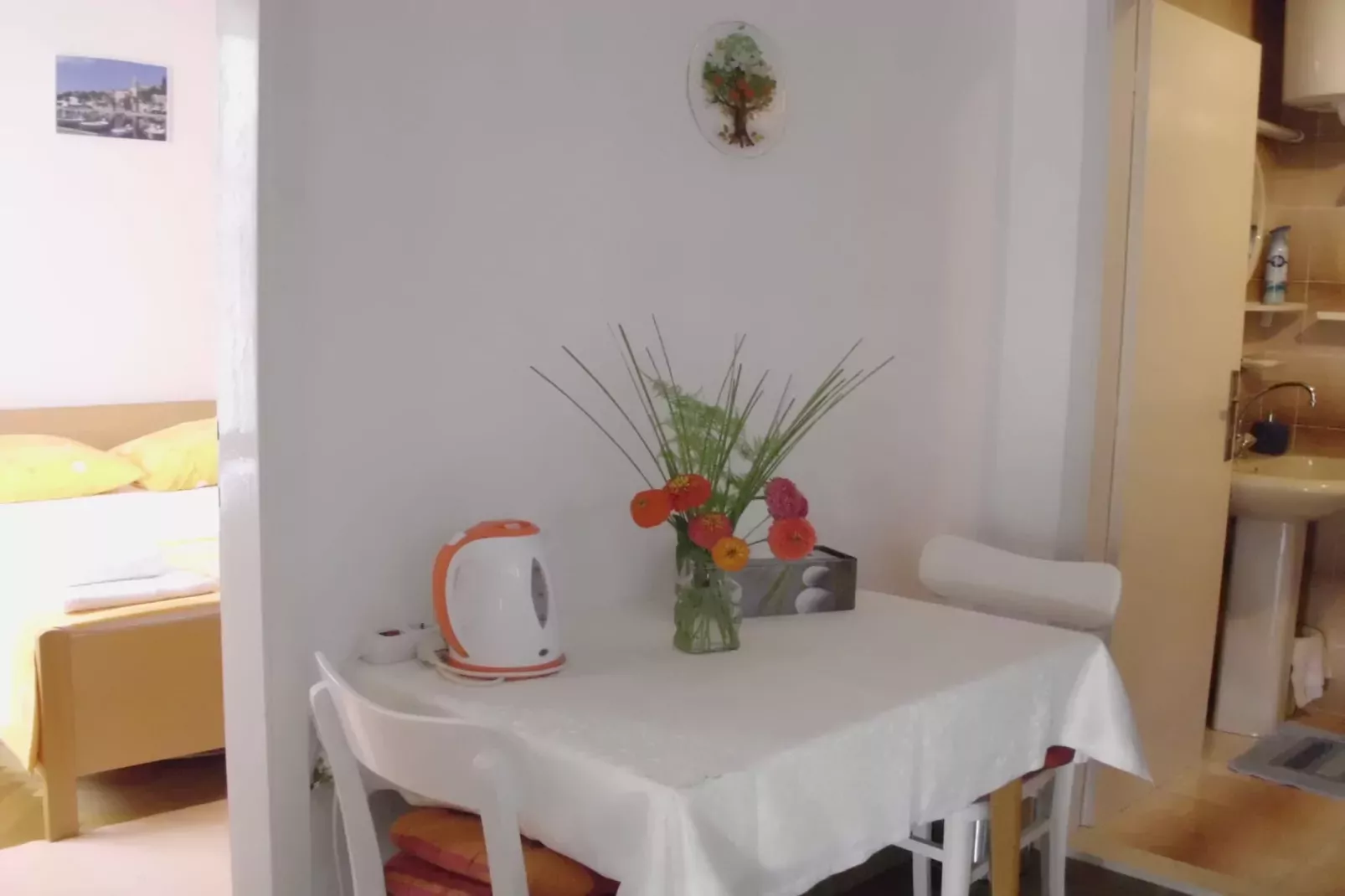 Apartments Gorana - One-Bedroom Apartment with Terrace and Sea View(A2) (ST)-Kitchen
