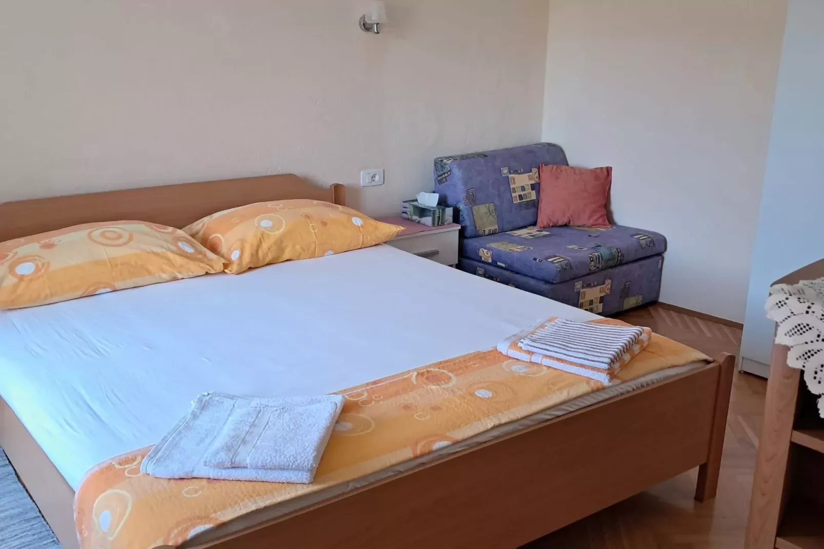 Apartments Gorana - One-Bedroom Apartment with Terrace and Sea View(A2) (ST)-Bedroom