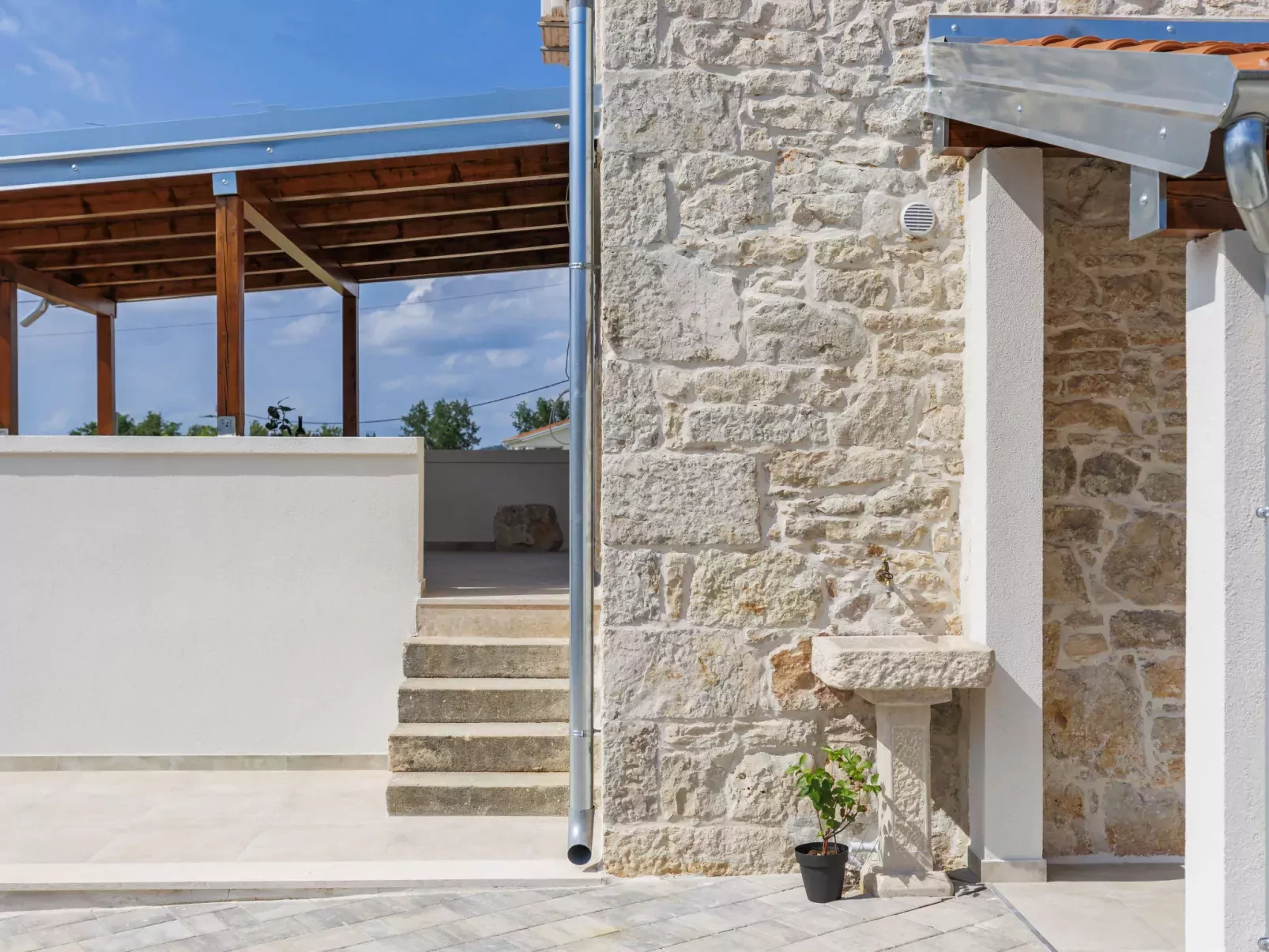 Villa Lucky-Outside