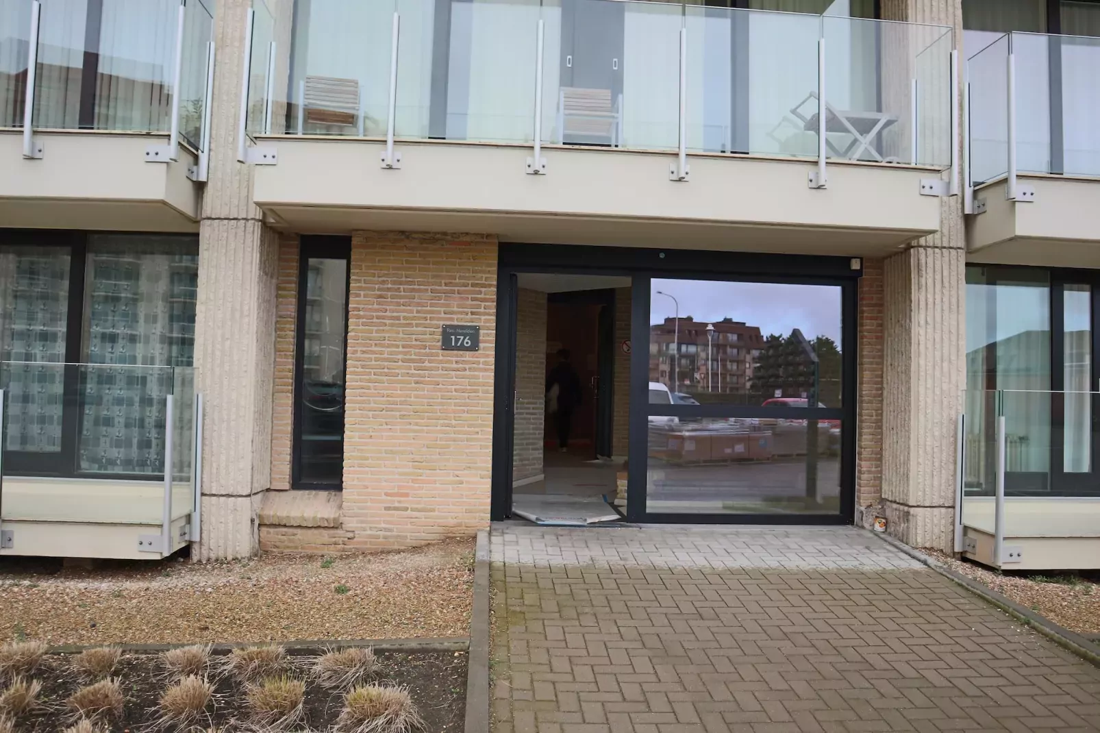 NEREIDEN A 176/0001-Reception hall
