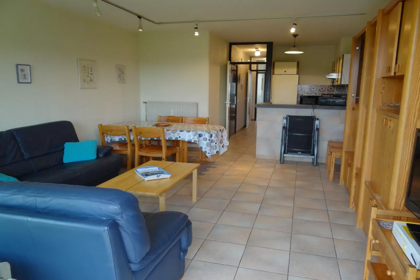 NEREIDEN A 176/0001-Living room