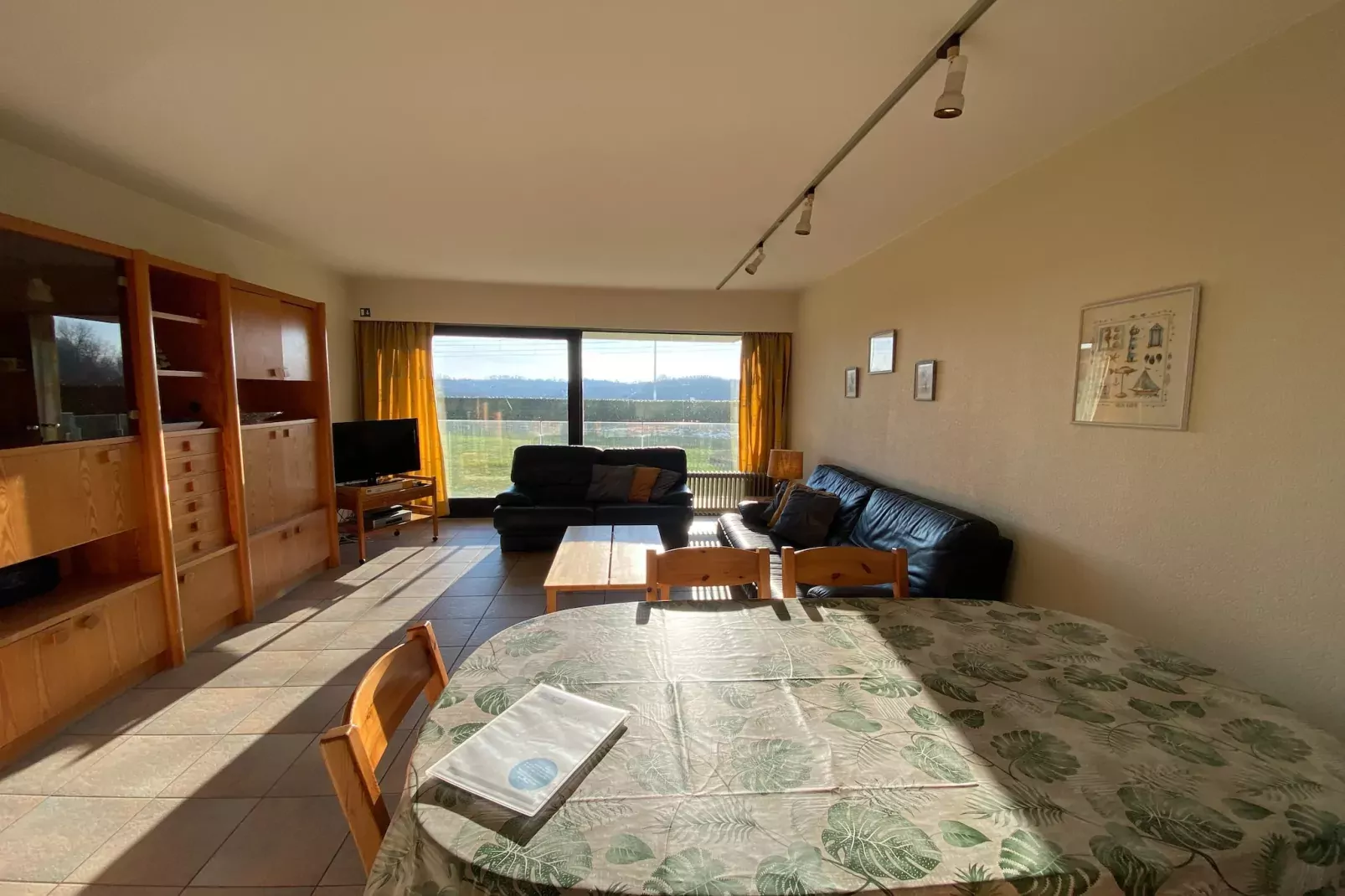 NEREIDEN A 176/0001-Dining room