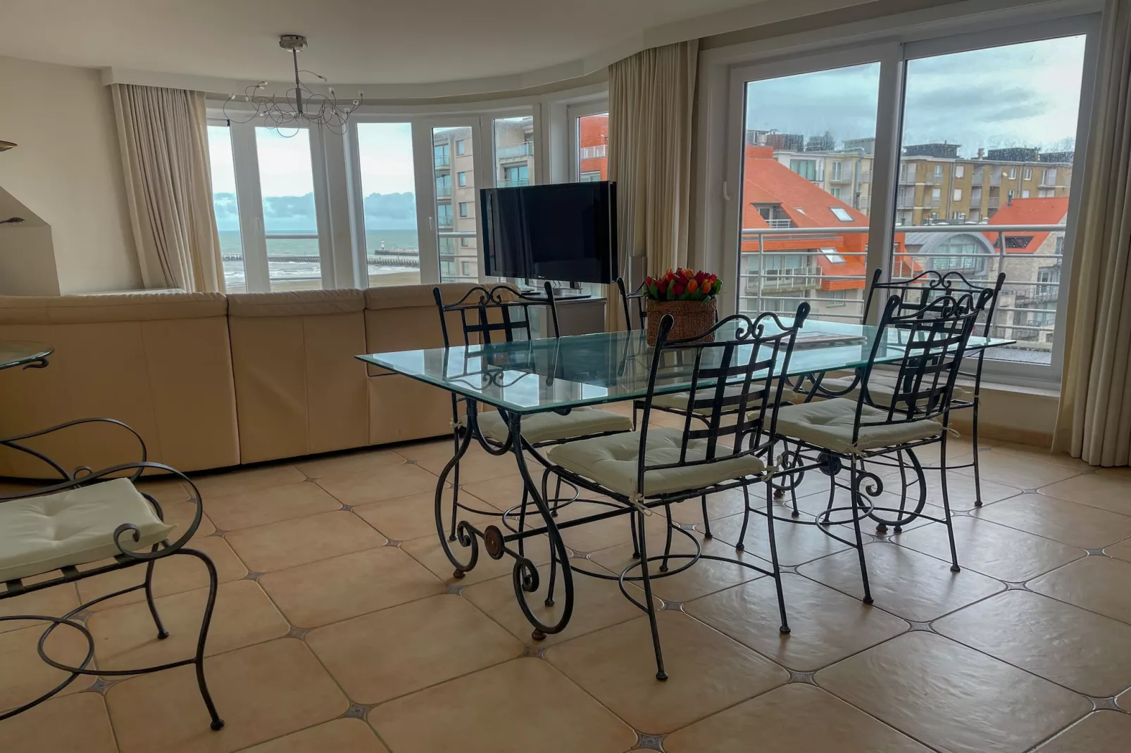 ZEEZICHT FASE 2 0604-Dining room