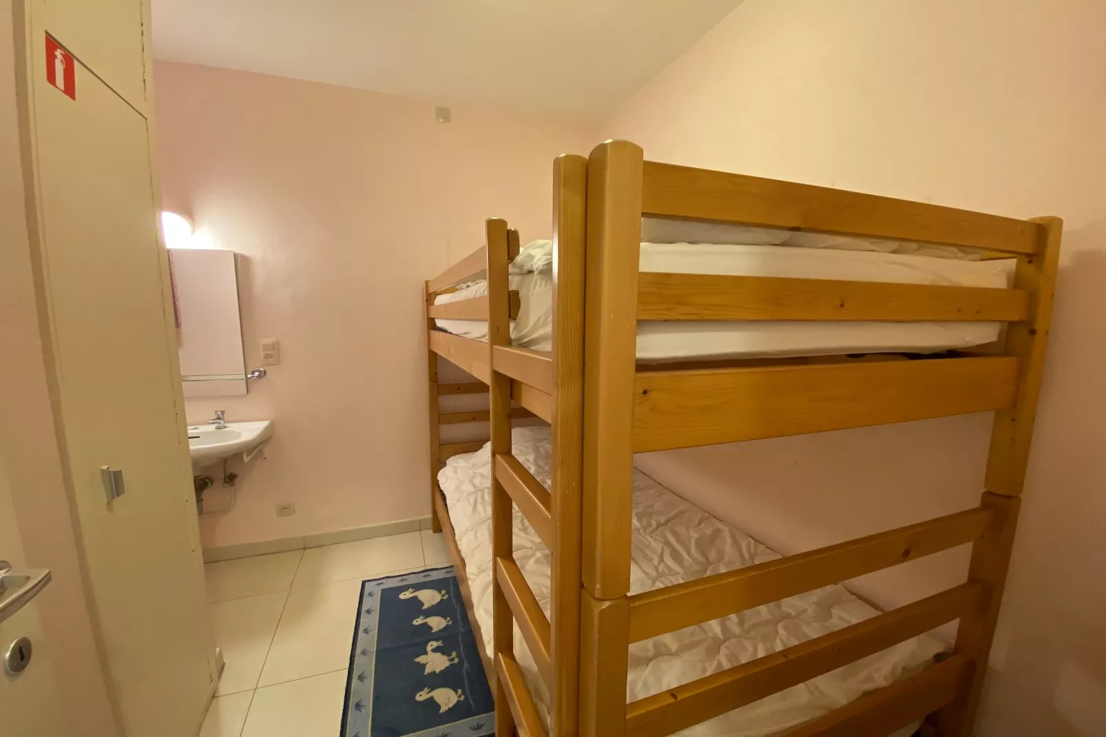 ECLAIRCIE 501-Bedroom