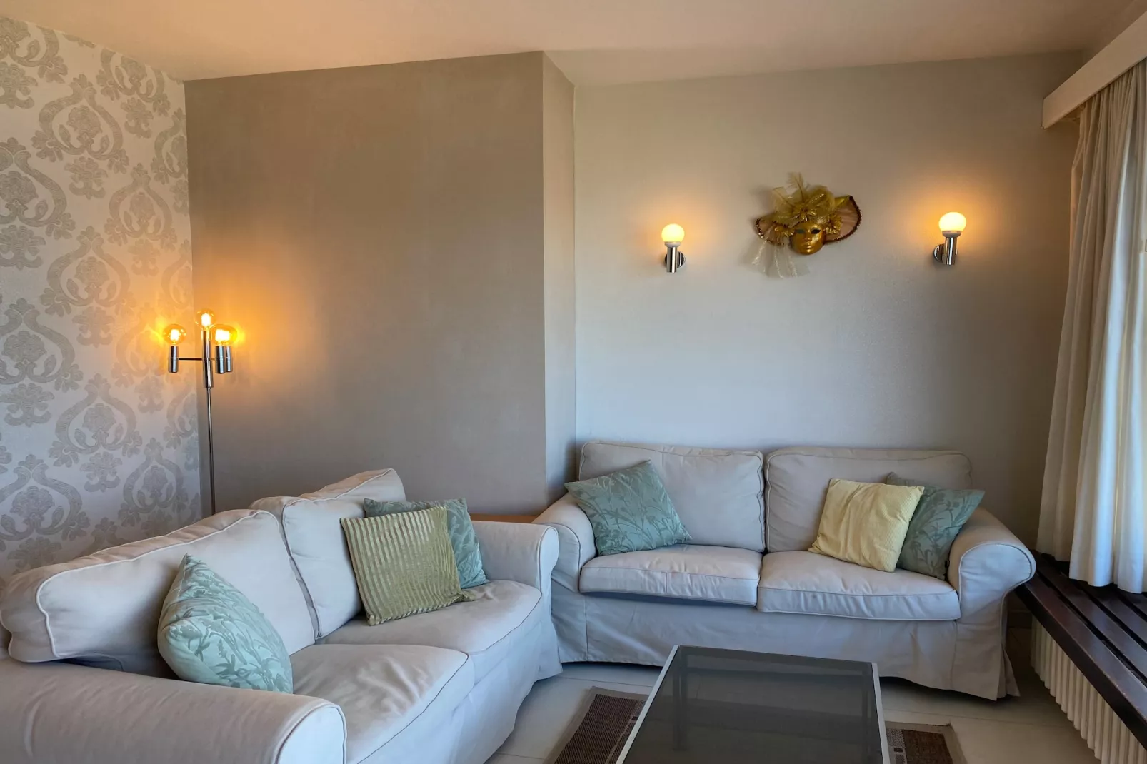 ECLAIRCIE 501-Living room