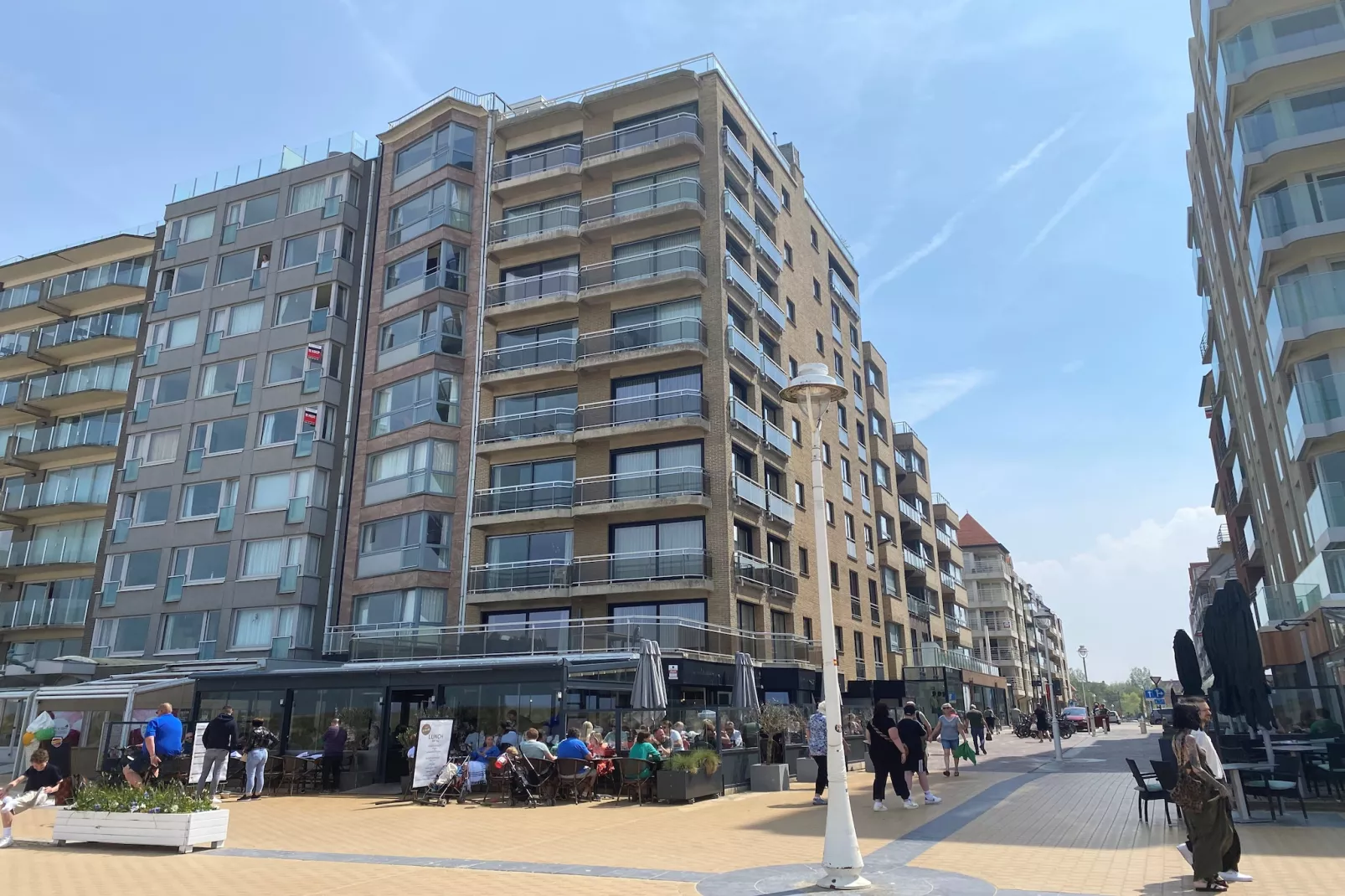 ZEEMEERMIN 101-Exterior summer