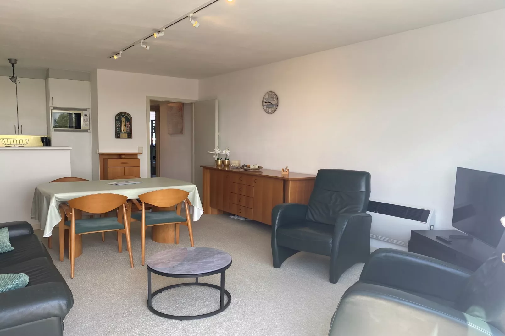 PANORAMA C2 D505-Dining room