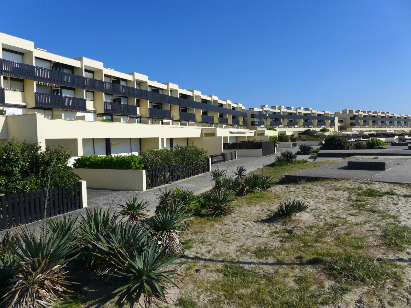 Les Océanides-Dehors