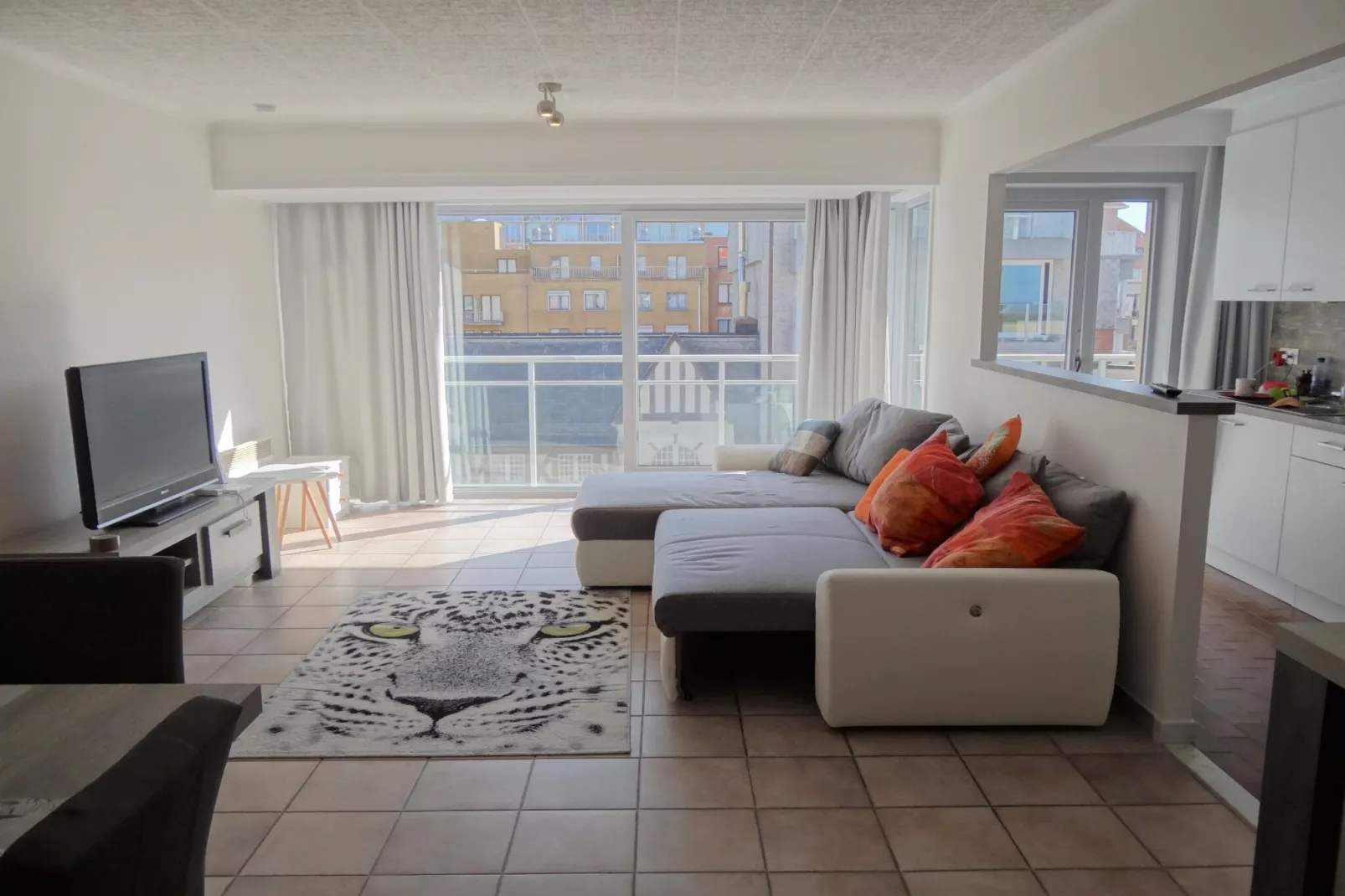 MERMAID I 401-Living room