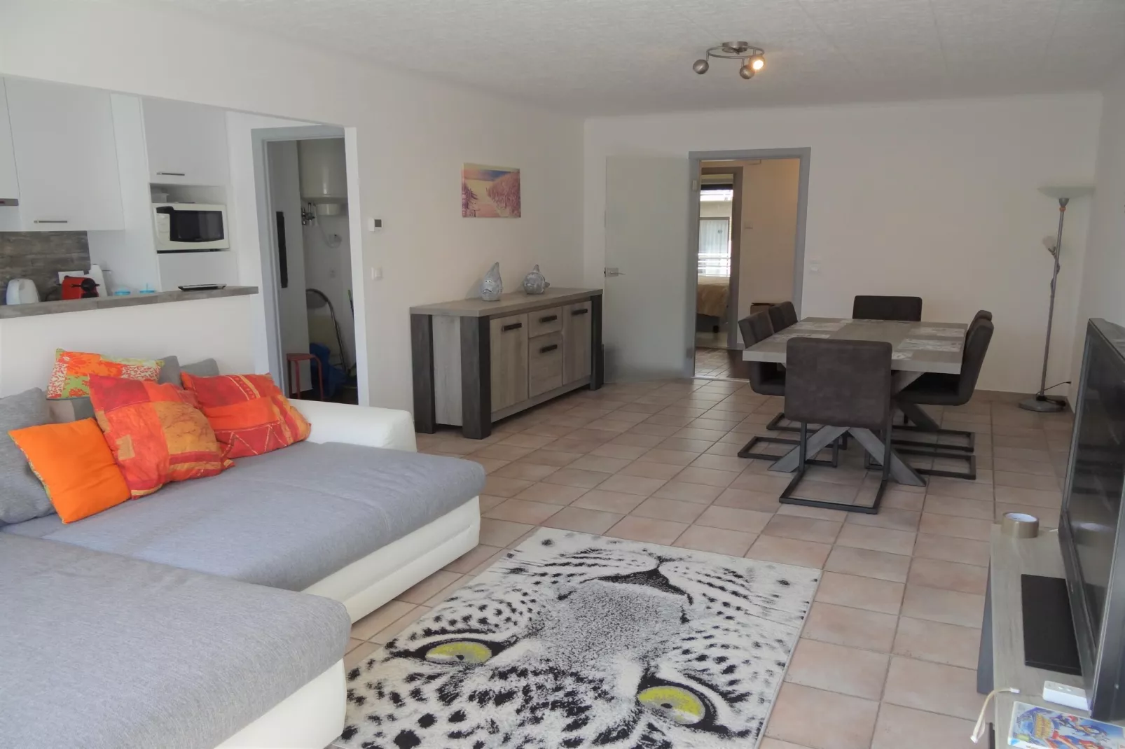 MERMAID I 401-Living room