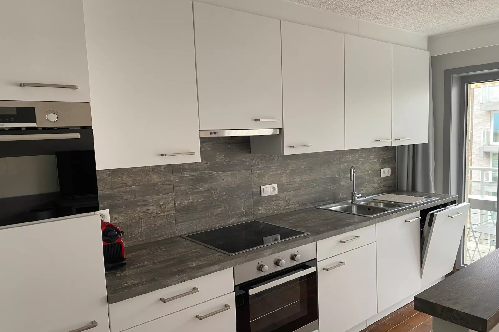 MERMAID I 401-Kitchen