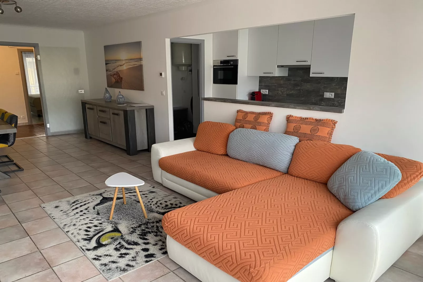 MERMAID I 401-Living room
