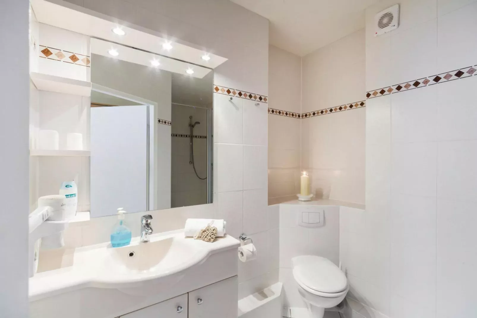2-Zimmer-Appartement Seeseite "Am Park"-Bathroom