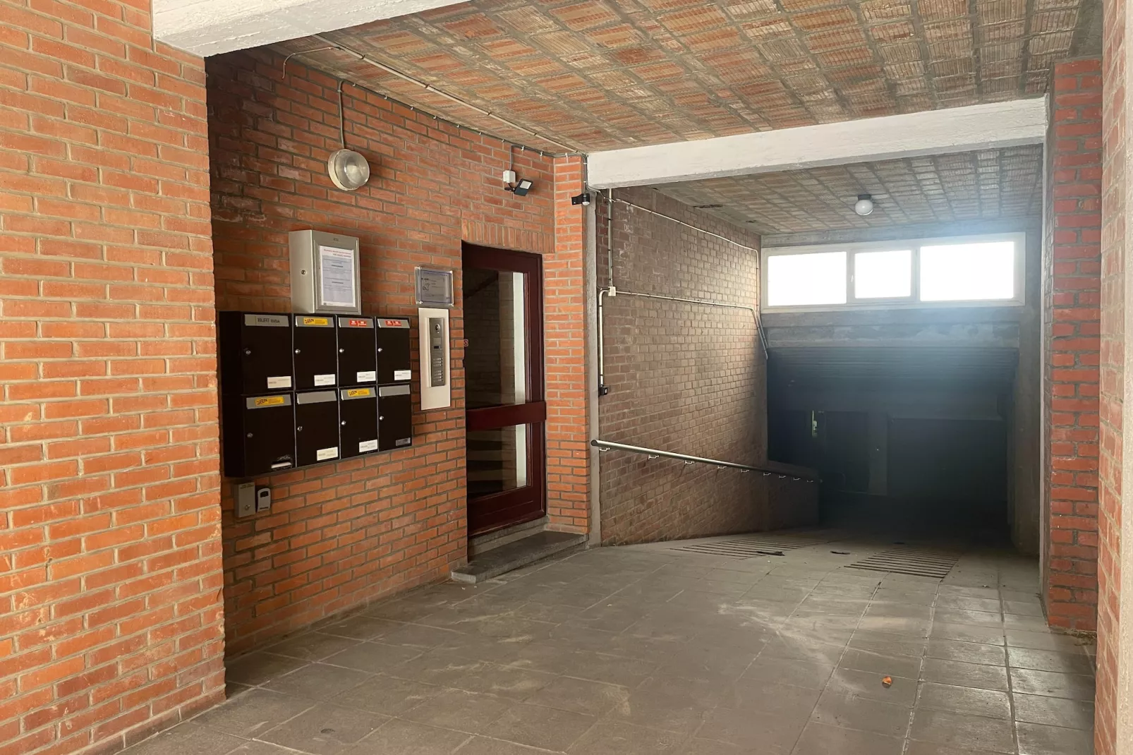 AIGUES MARINES 301-Facilities