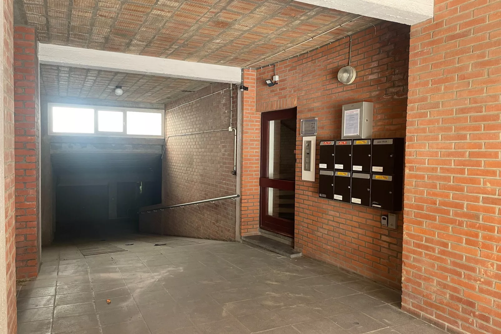 AIGUES MARINES 301-Facilities