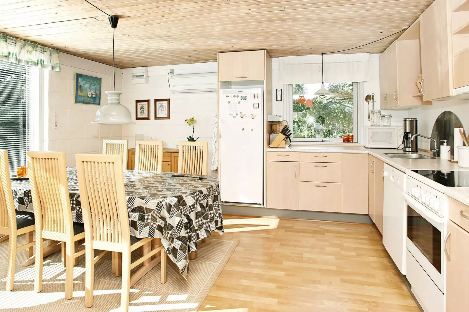 Maison de vacances pour 6 a Vinderup-By Traum