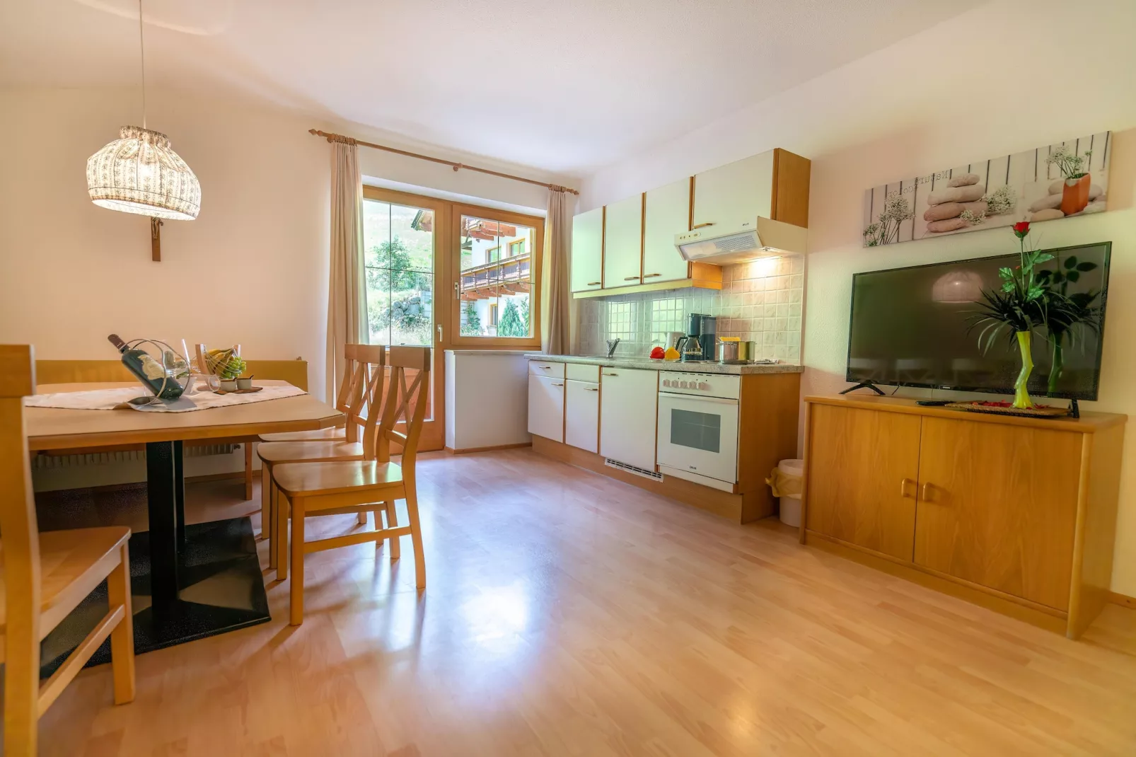 Apartment 14-Dining room